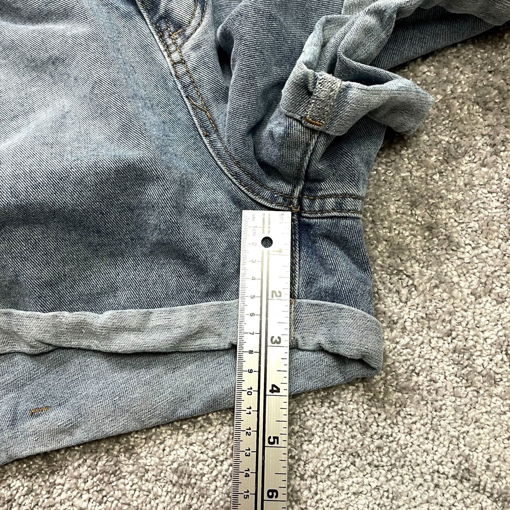 Shein Shein Bermuda Jean Shorts Womens 3XL Blue Denim High Rise Rolled Faded Wash 3" Size 40" / US 18 - 2 Thumbnail