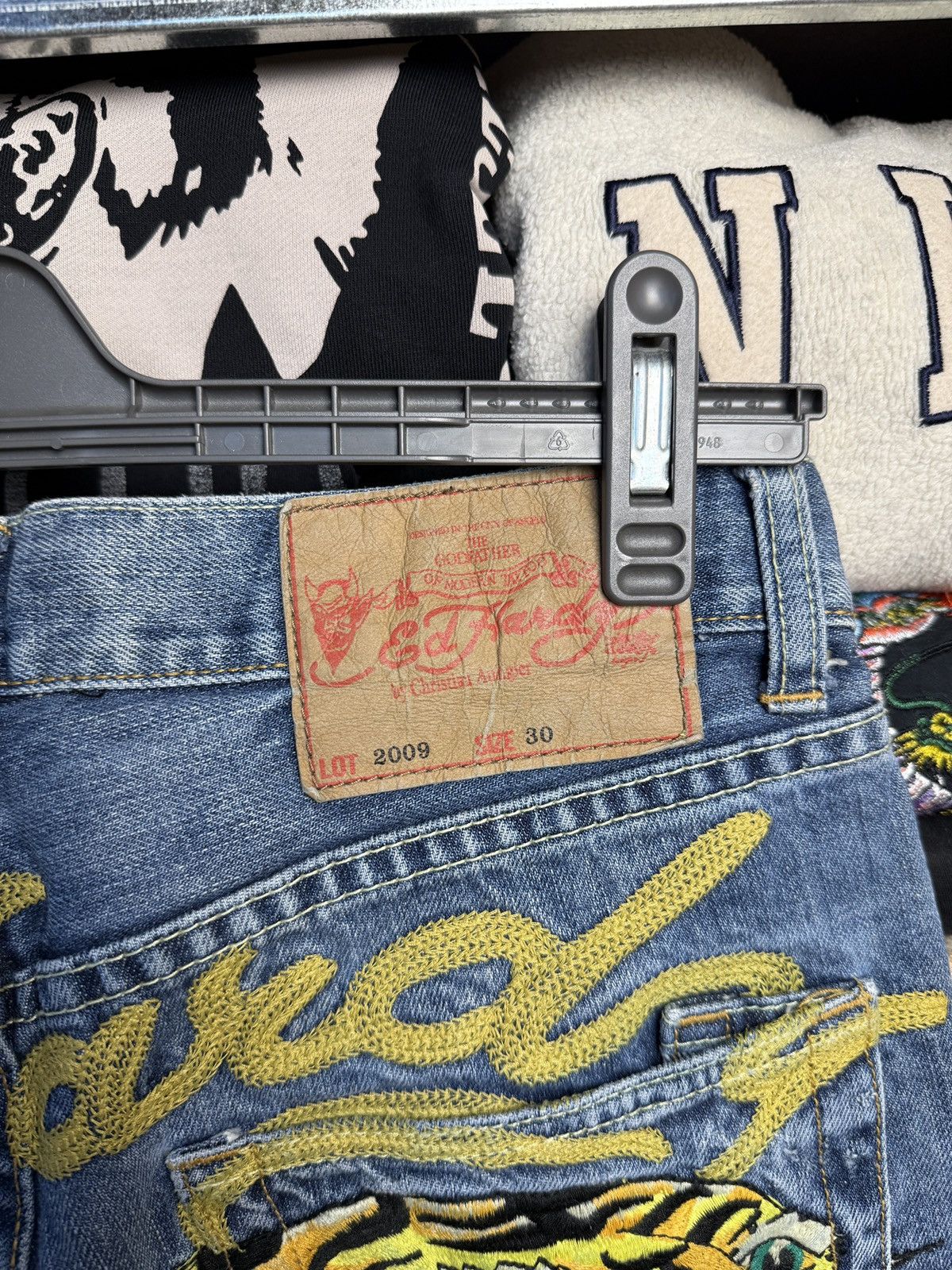 Ed Hardy 07’ Ed Hardy “Tiger” jeans Size US 30 / EU 46 - 9 Thumbnail