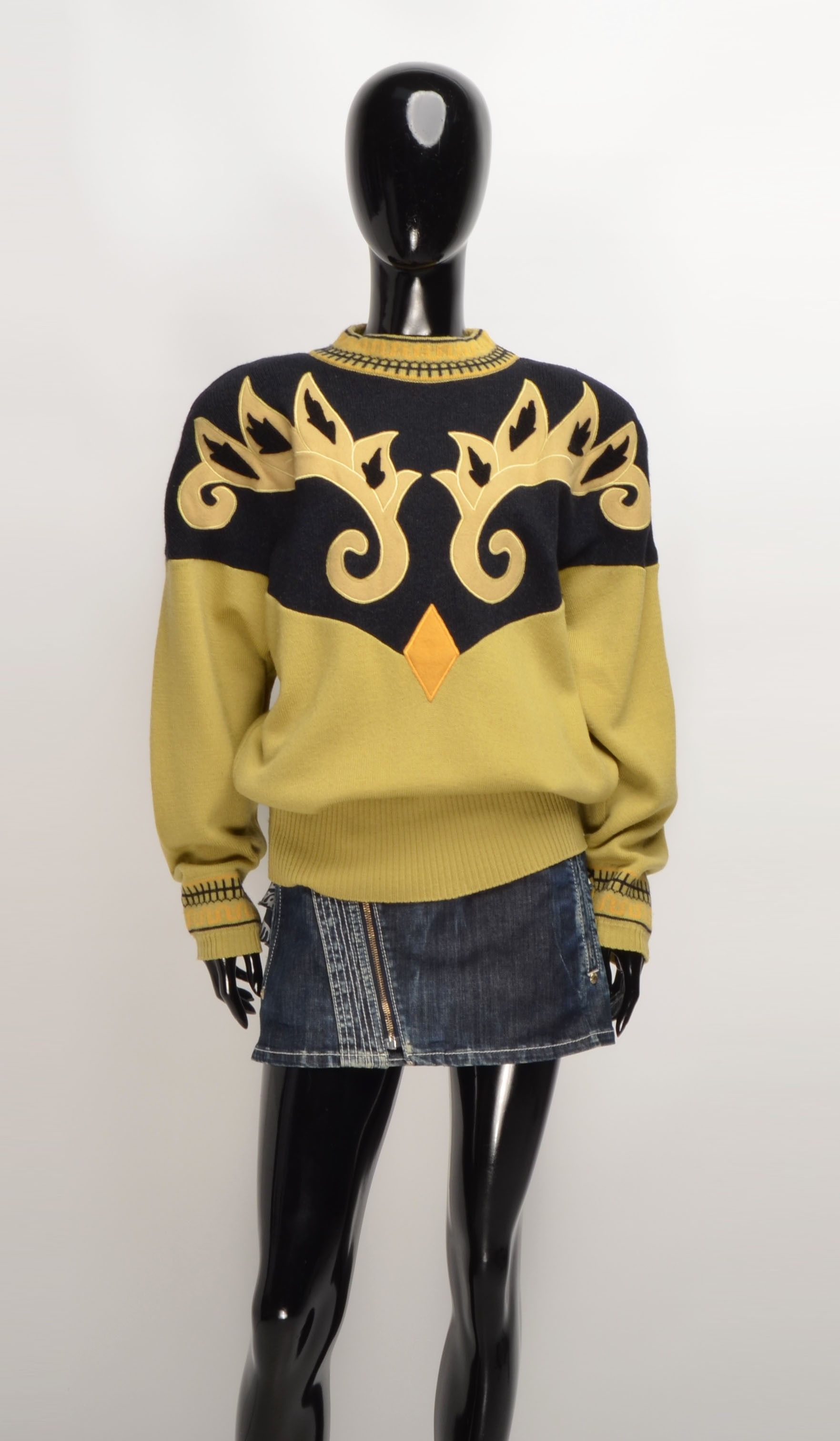 Escada Vintage Crisca by Escada Oversized Wool Blend Sweater Size S / US 4 / IT 40 - 1 Thumbnail