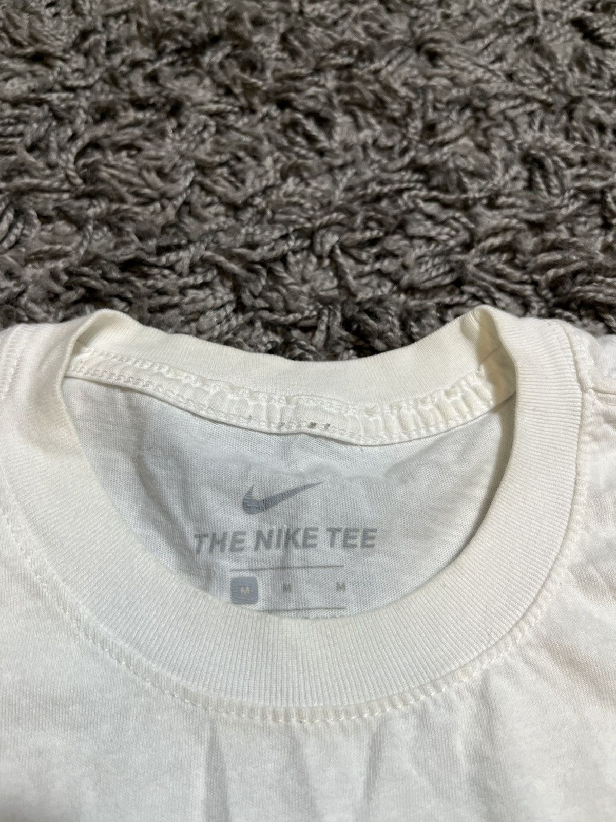 Nike NIKE LIVERPOOL COTTON FOOTBALL T-SHIRT Size US M / EU 48-50 / 2 - 3 Thumbnail