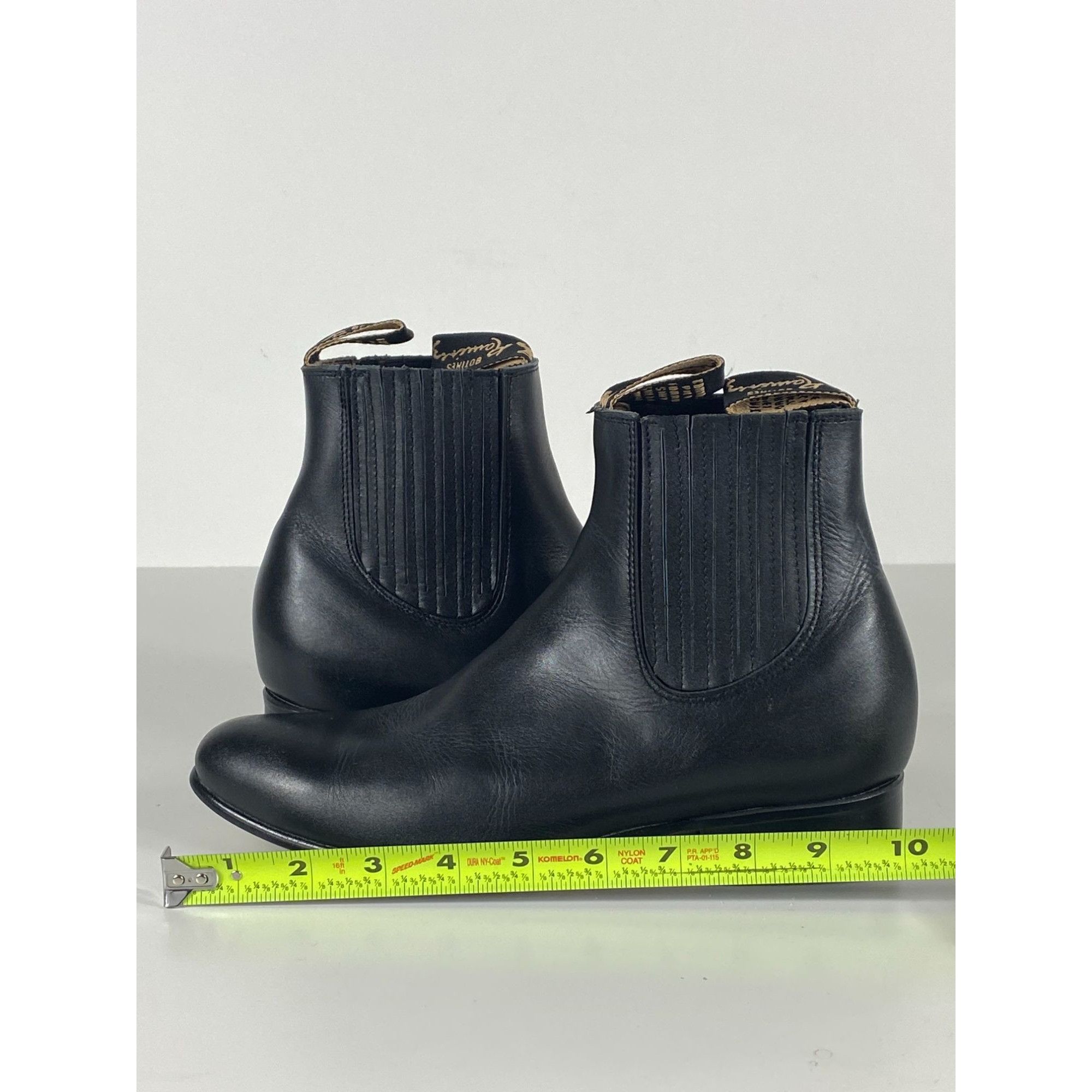 Other Botines Ramirez Black Leather Chelsea Ankle Boots Size 9 Wom Size US 9 / IT 39 - 1 Thumbnail