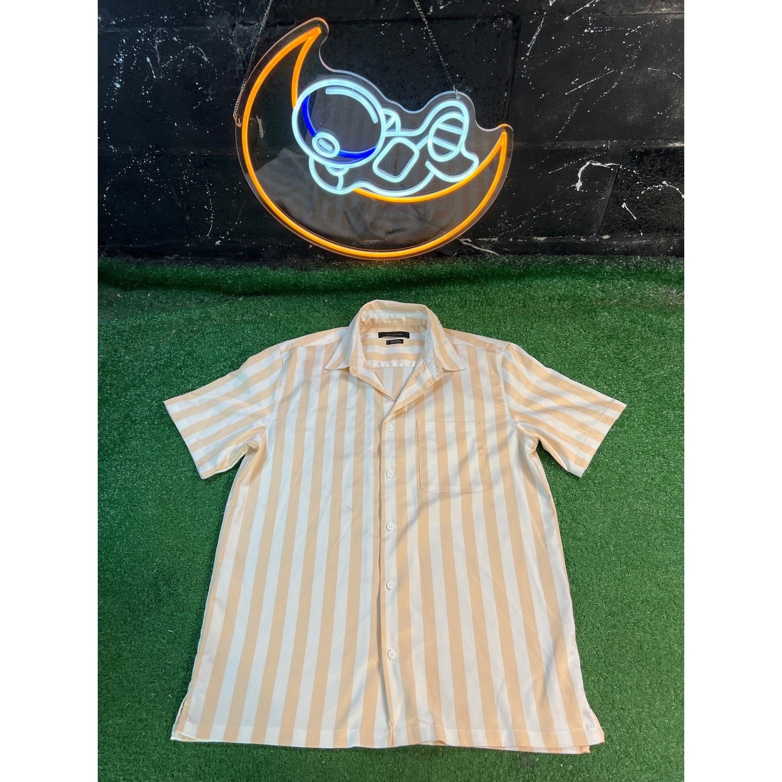 Urban Outfitters Urban outfitters Striped Camp Collar Shirt Button Down MD Size US M / EU 48-50 / 2 - 1 Thumbnail