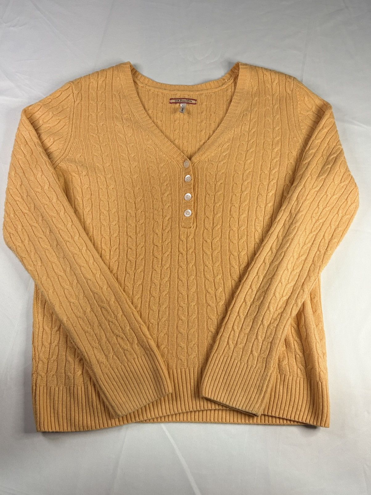 Vintage Vintage Women’s Cable Knit Henley | $20 Size L / US 10 / IT 46 - 1 Thumbnail