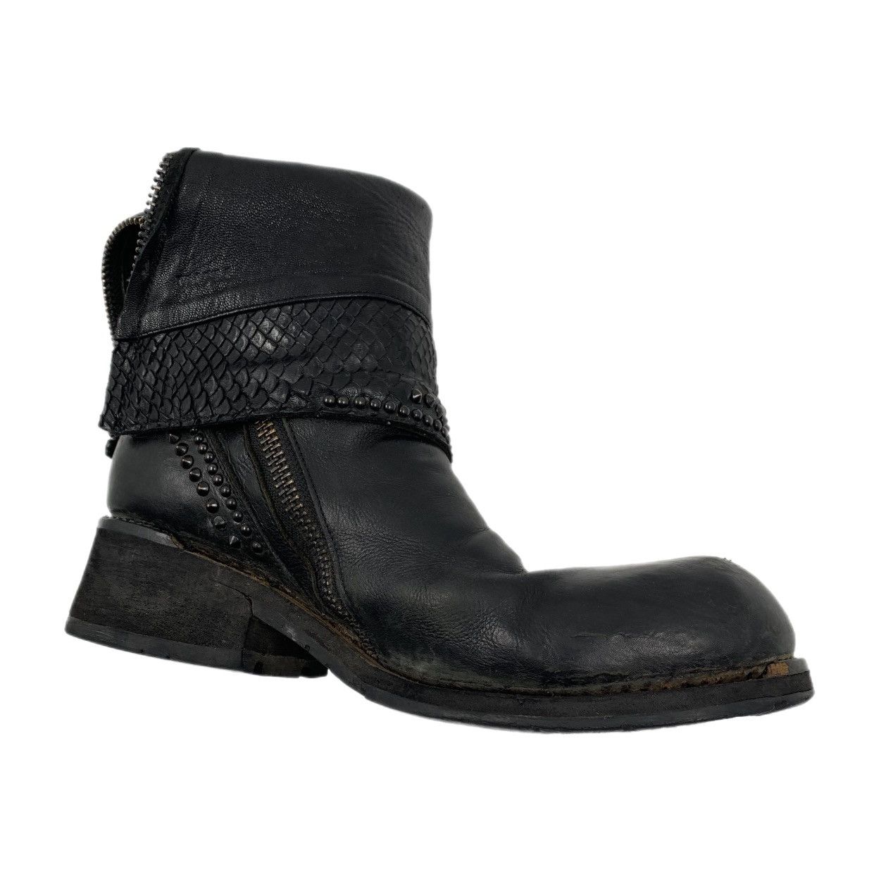 KMRii Crush Boots