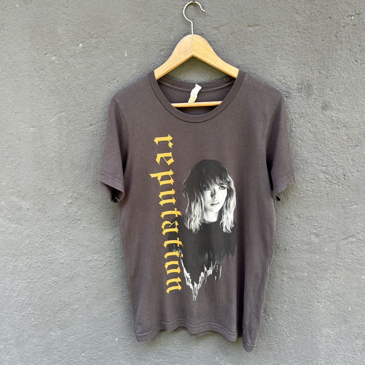 Band Tees Thrashed Taylor Switf Reputation Tour Tee Size US S / EU 44-46 / 1 - 1 Thumbnail