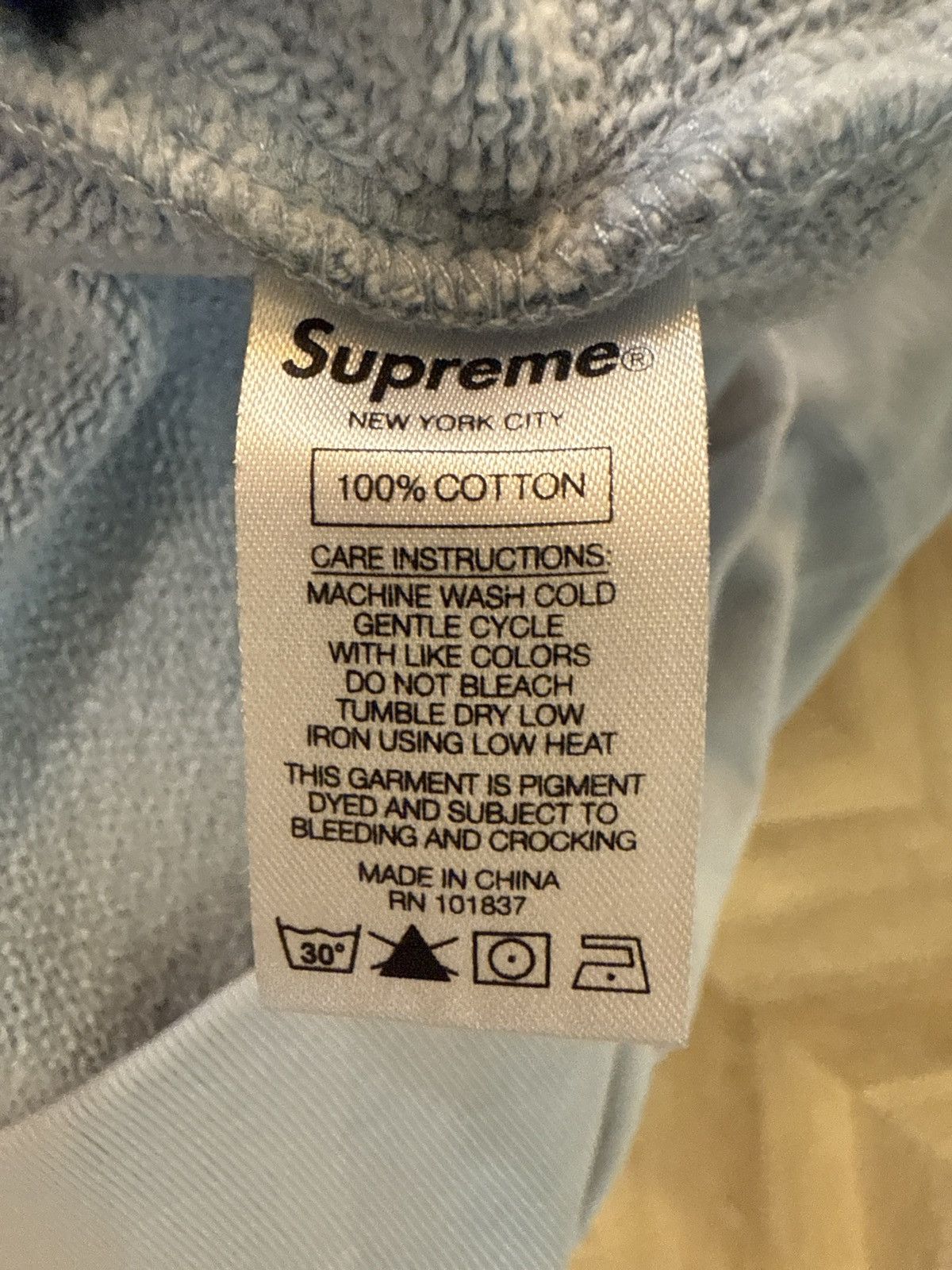 Supreme Supreme Hoodie Light Blue Medium Size US M / EU 48-50 / 2 - 6 Thumbnail