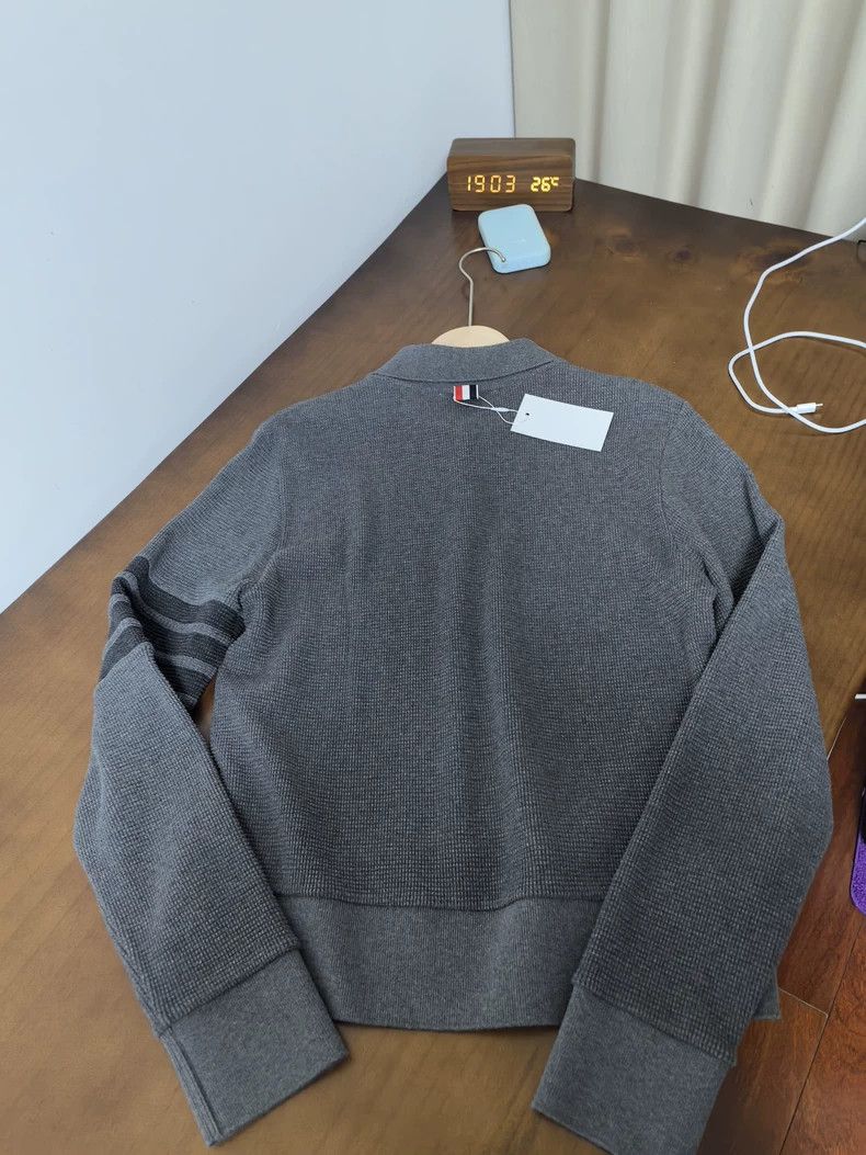 Thom Browne Thom Browne Waffed sweatshirt 2506-Nextarrow Size US S / EU 44-46 / 1 - 5 Thumbnail