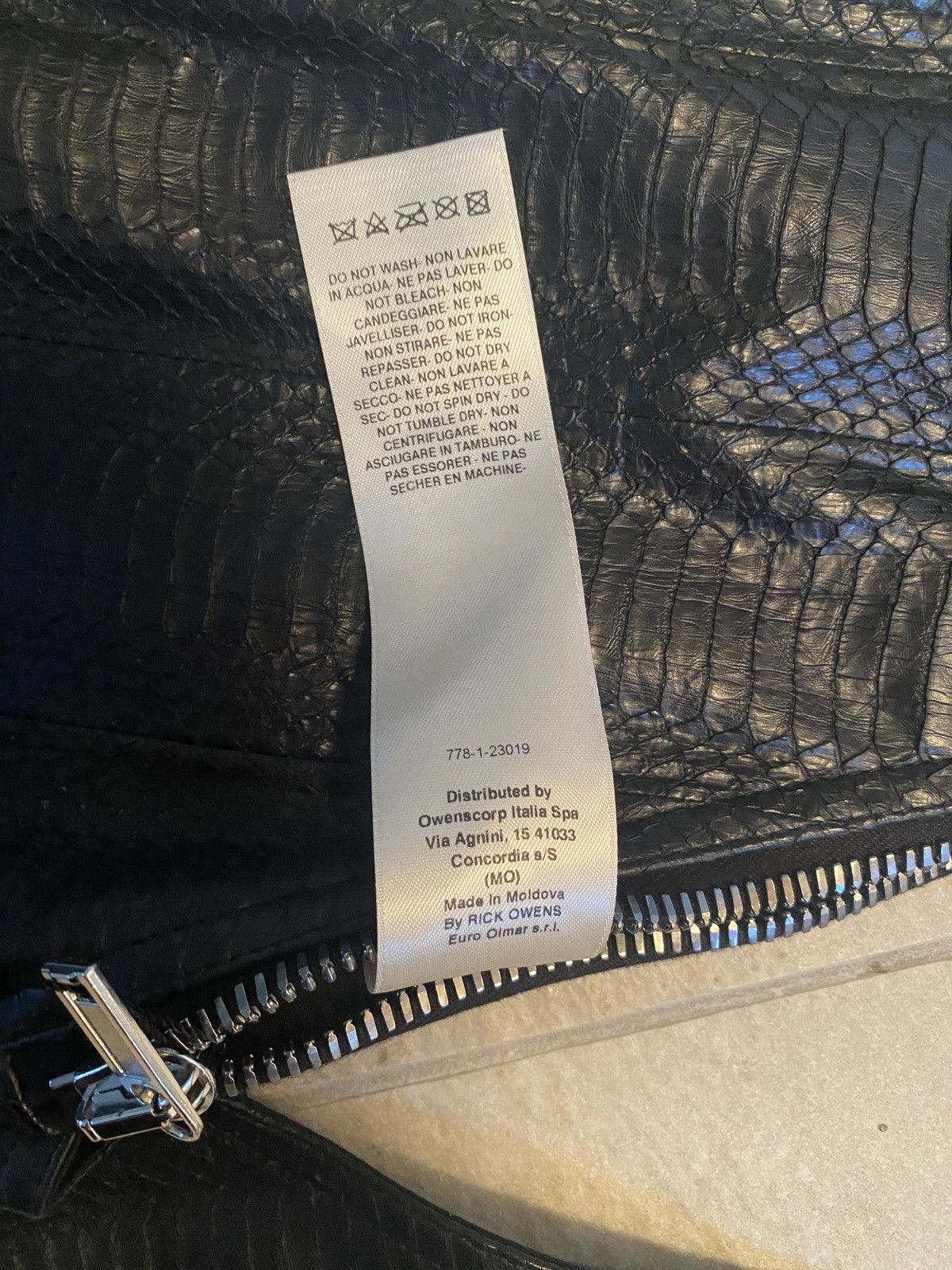 Rick Owens Rick Owens Bauhaus Vest In Python Snakeskin Size US M / EU 48-50 / 2 - 5 Thumbnail