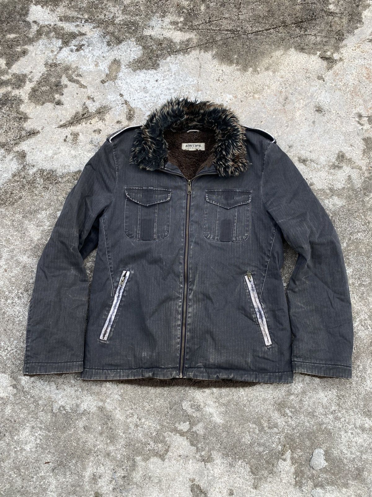 Le Grande Bleu (L.G.B.) Japanese 2000s FurJacket Vkei By Smithsamericana Size US M / EU 48-50 / 2 - 1 Thumbnail