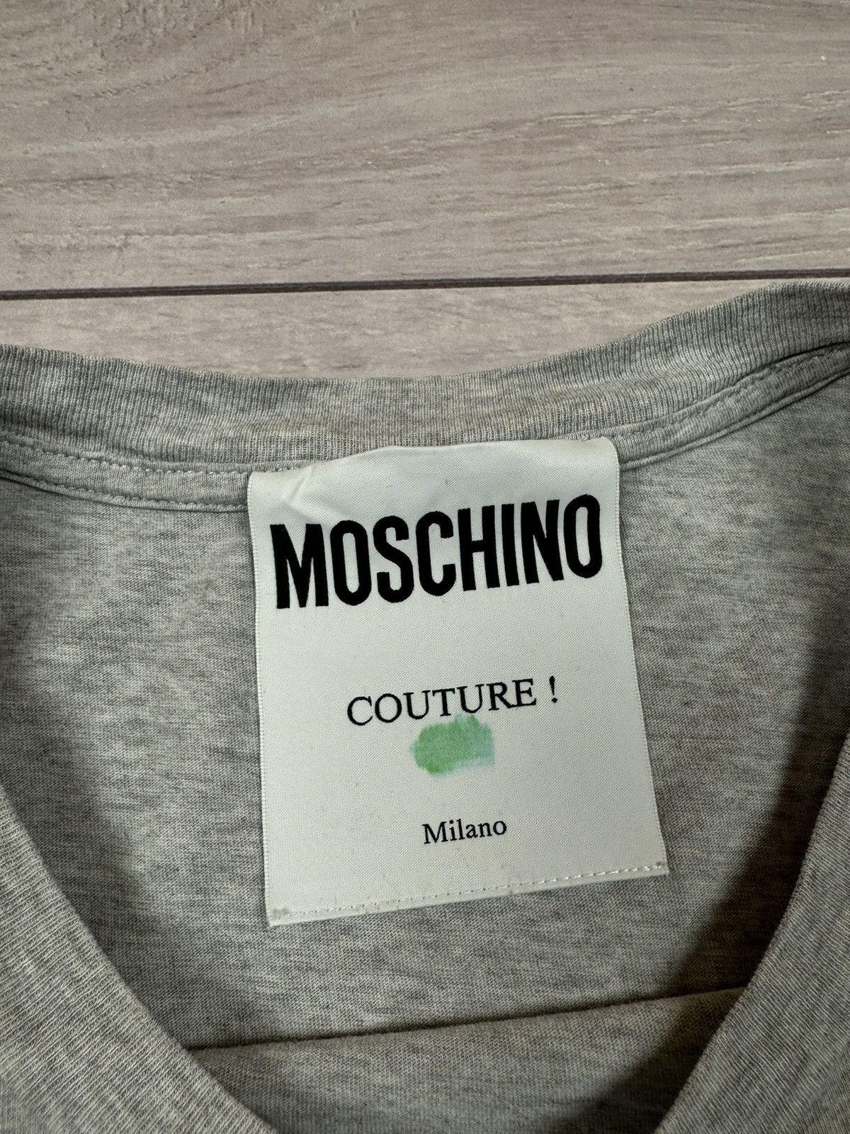 Moschino Moschino Couture Milano Big Logo T shirt Size US XL / EU 56 / 4 - 8 Thumbnail