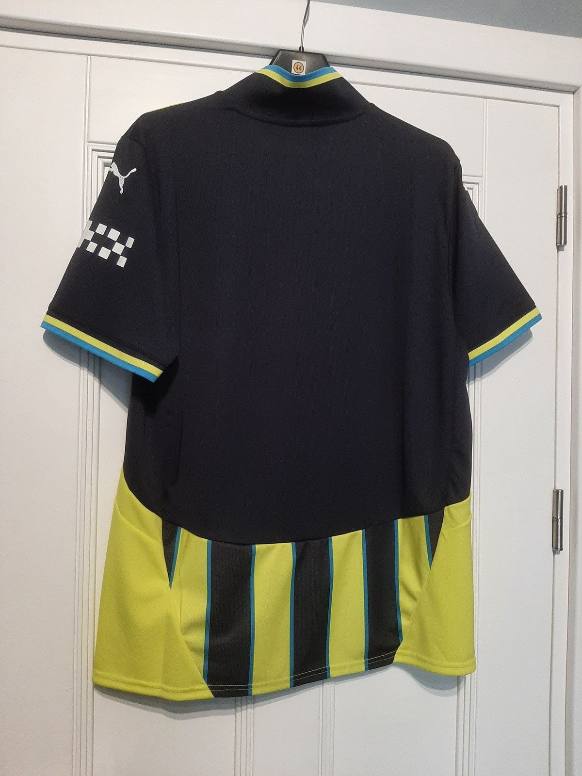 Puma New football soccer Jersey Manchester city third Size US L / EU 52-54 / 3 - 2 Thumbnail