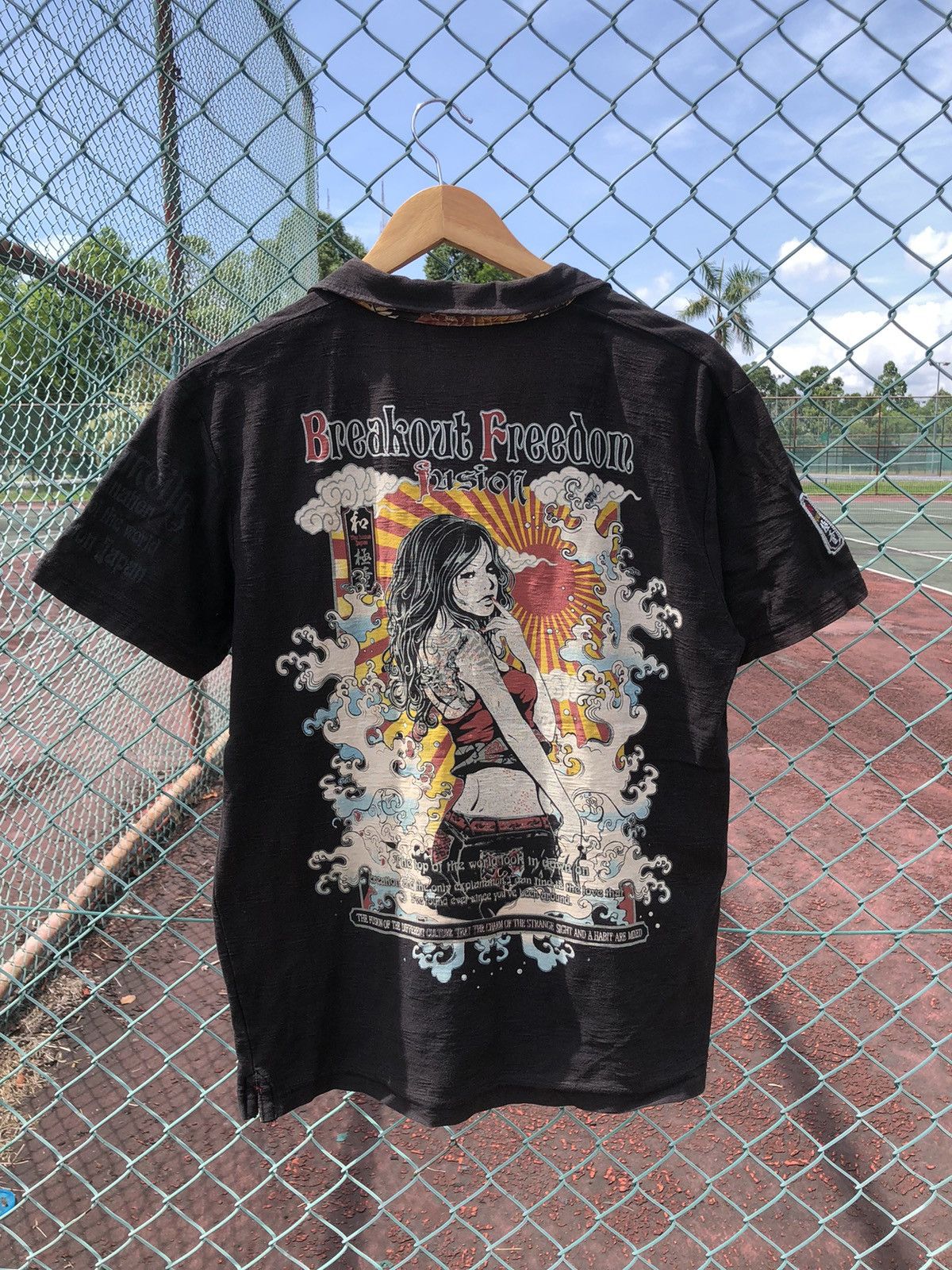 Bullet Noise 🔥Vintage🔥90s Bullet Noise Fusion Japan Sexy Girl Tshirts Size US L / EU 52-54 / 3 - 3 Thumbnail