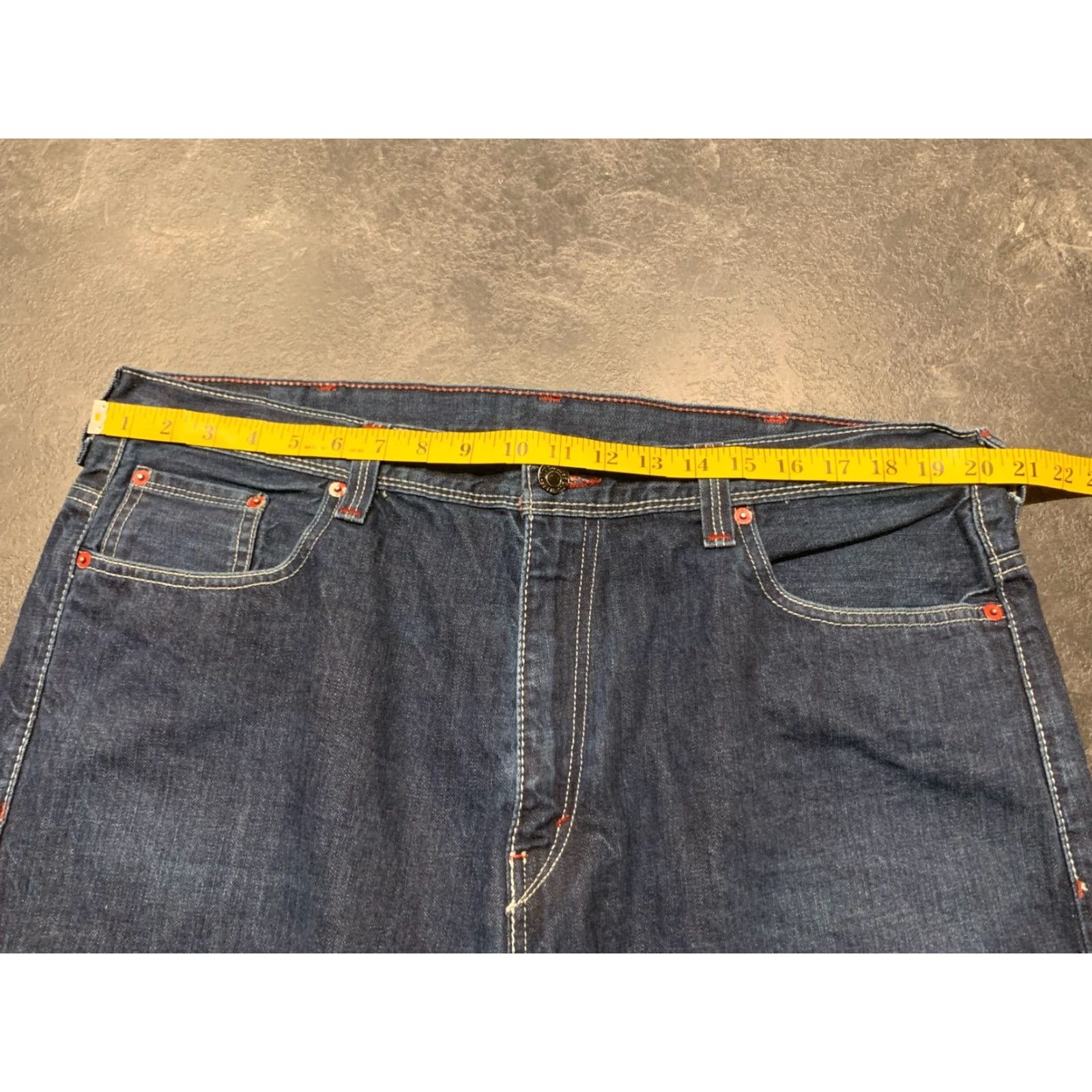 Levi's VINTAGE Levi's 569 Jeans Mens 40x25 Blue Medium Wash Relaxed Straight Size US 40 / EU 56 - 4 Thumbnail