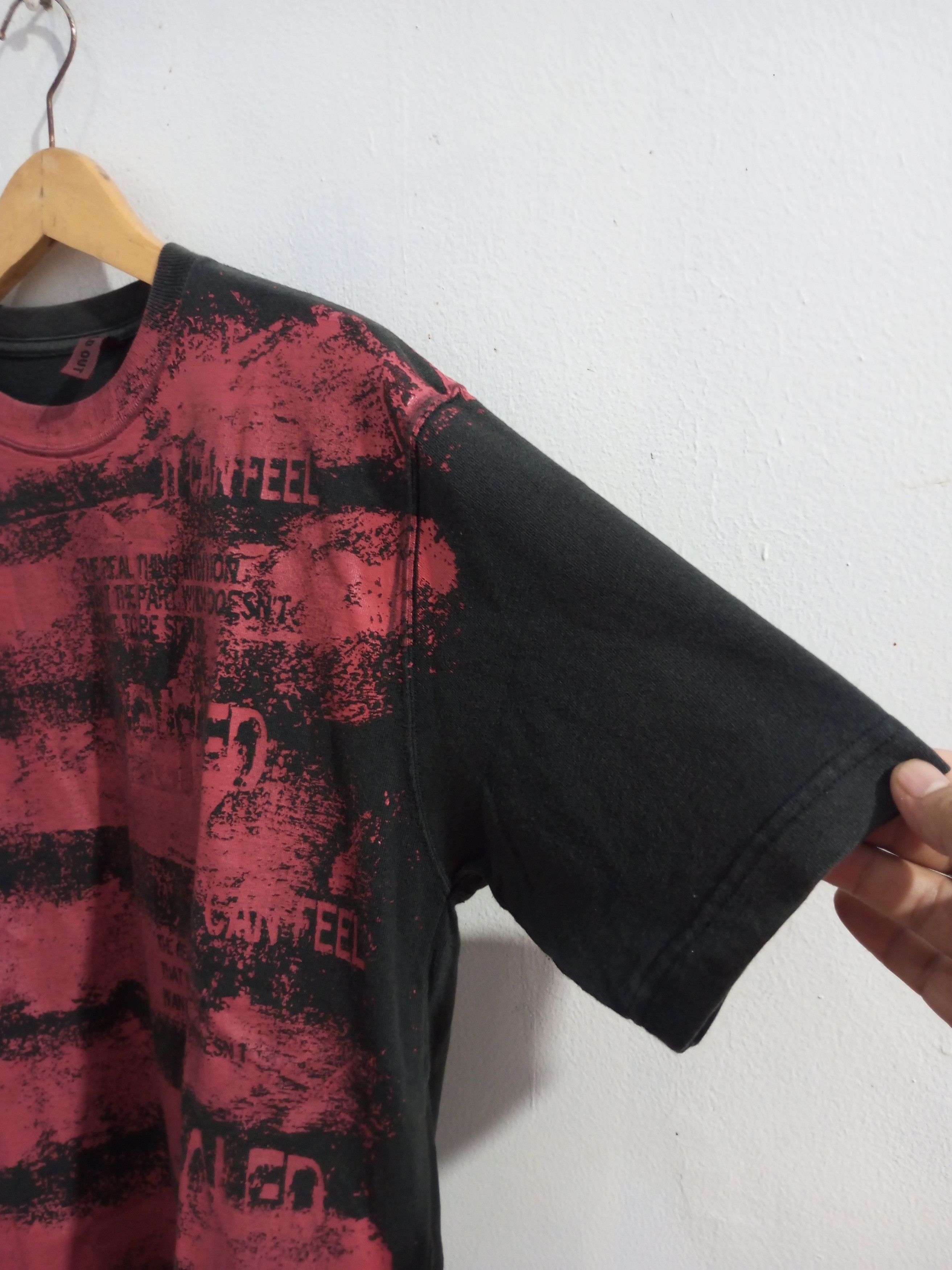 20471120 Vintage sold out poem over print sun fadded tee Size US M / EU 48-50 / 2 - 2 Thumbnail