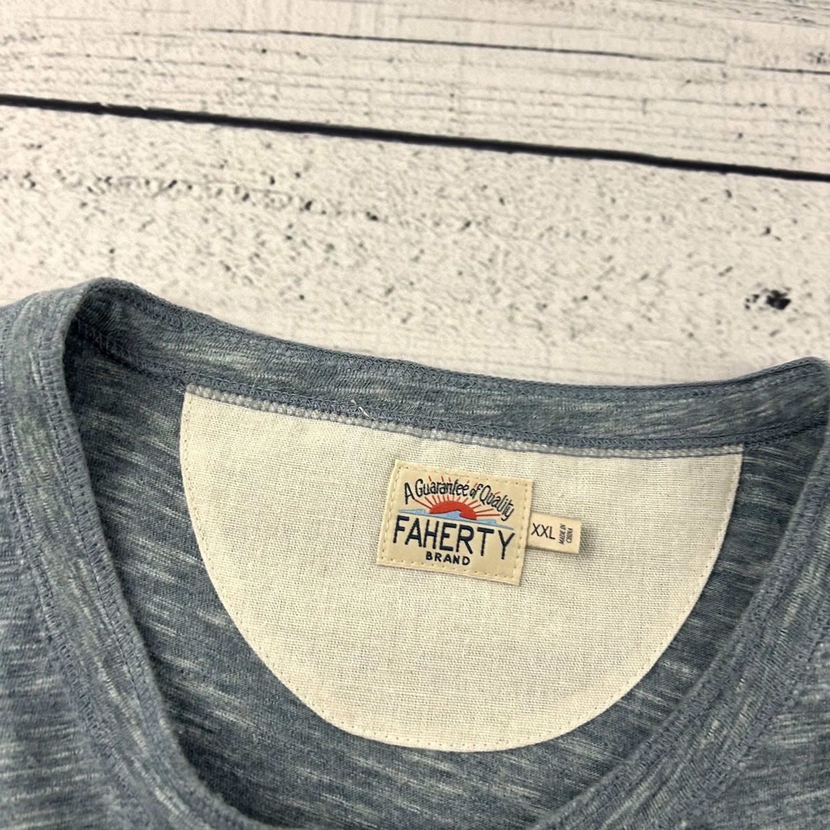 Faherty Faherty Short Sleeve Button-Up Henley Shirt Men's XXL Blue Size US XXL / EU 58 / 5 - 2 Thumbnail