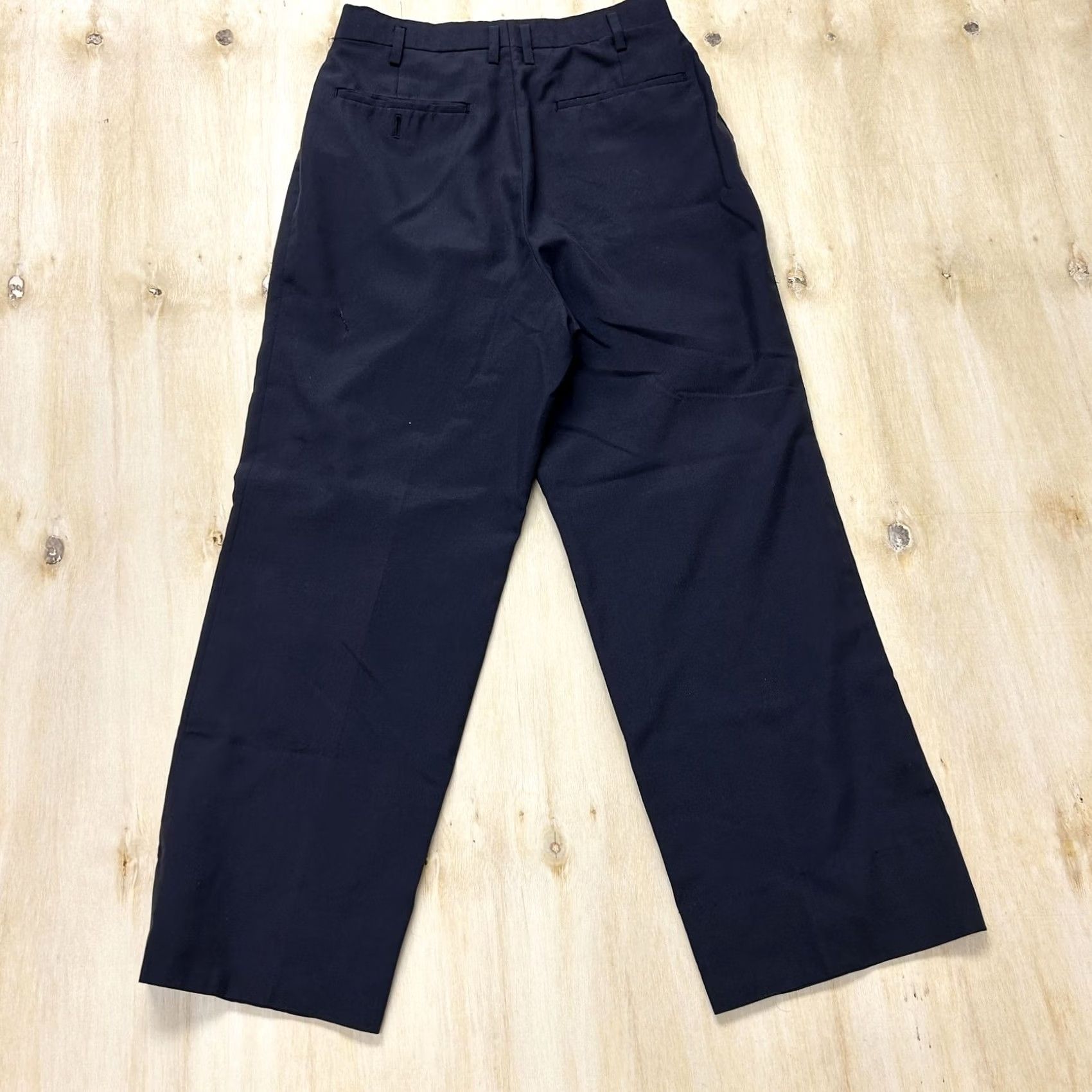 Vintage Black Dress Pants Mens 34x32 Pleated Straight Leg Office Workwear Dress Pants Mens 34x32 Black SlasPockets Front Pleated Front Slit N/A Size US 34 / EU 50 - 3 Thumbnail