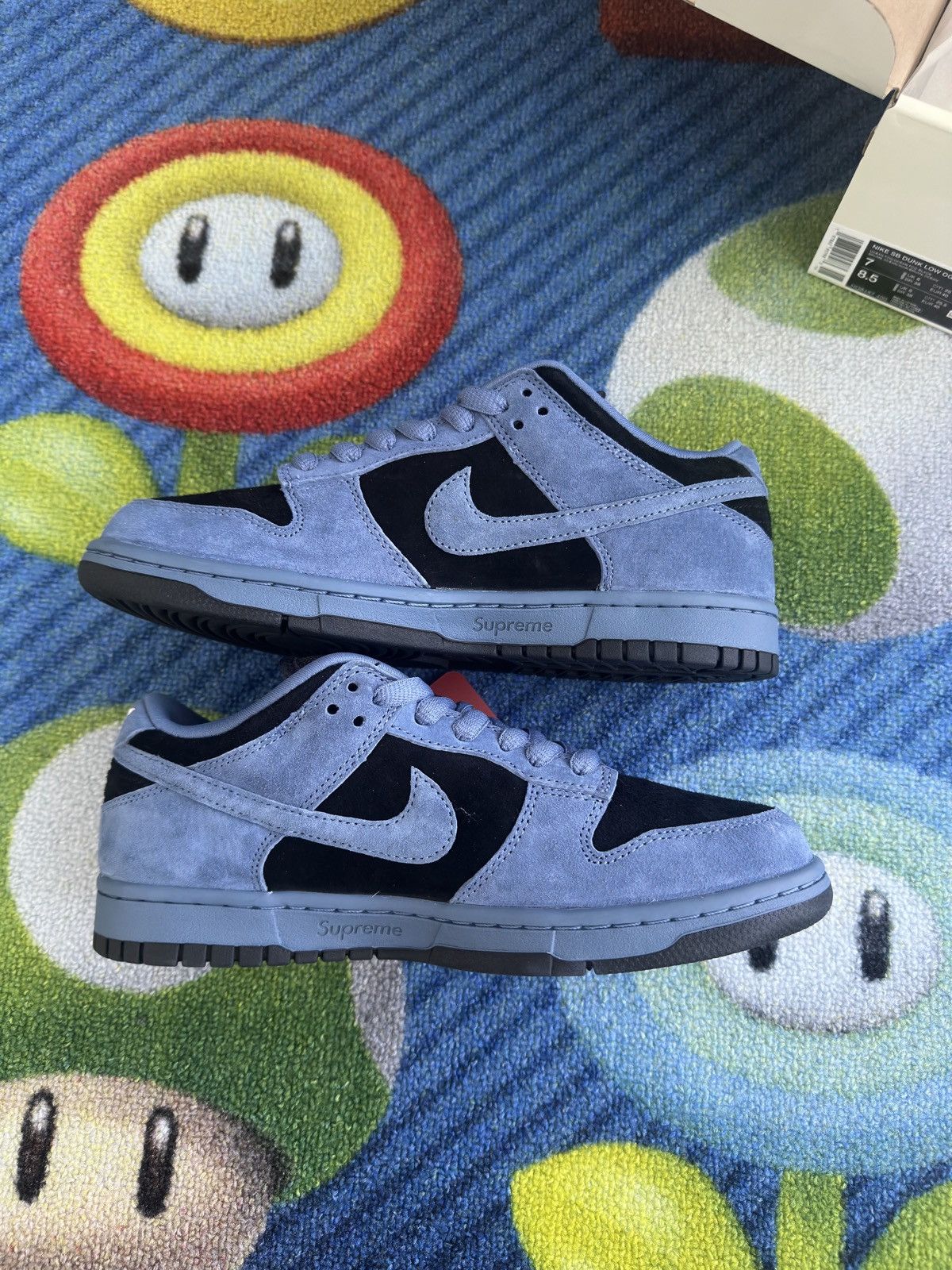 Nike × Supreme Nike SB Dunk Low OG QS Size US 7 / EU 40 - 2 Thumbnail