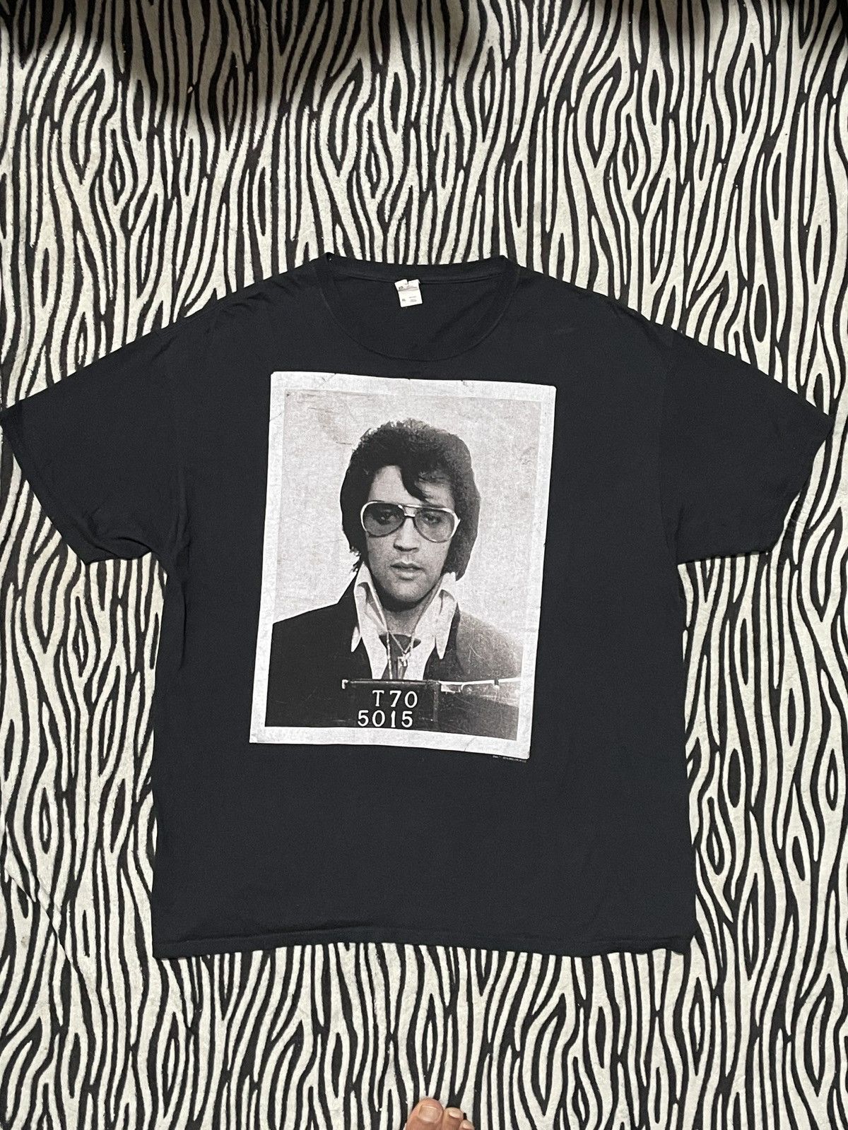 Vintage Elvis Presley Photo Tee Copyright 2010 Shirt Size US XL / EU 56 / 4 - 2 Thumbnail