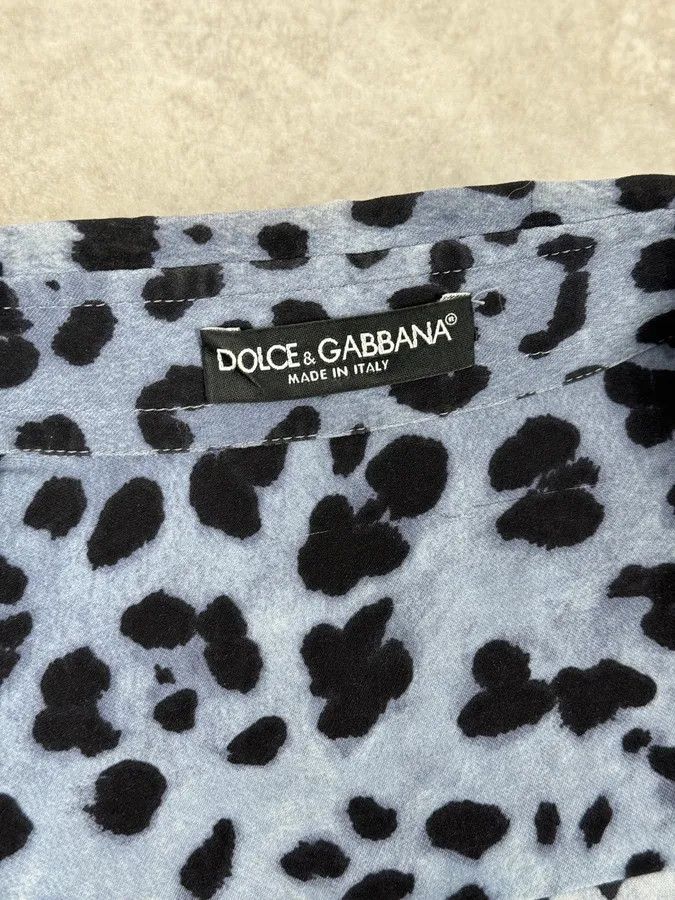 Dolce & Gabbana 2000s Dolce & Gabbana Blue & Black Leopard Silk Shirt Size XS / US 0-2 / IT 36-38 - 9 Thumbnail