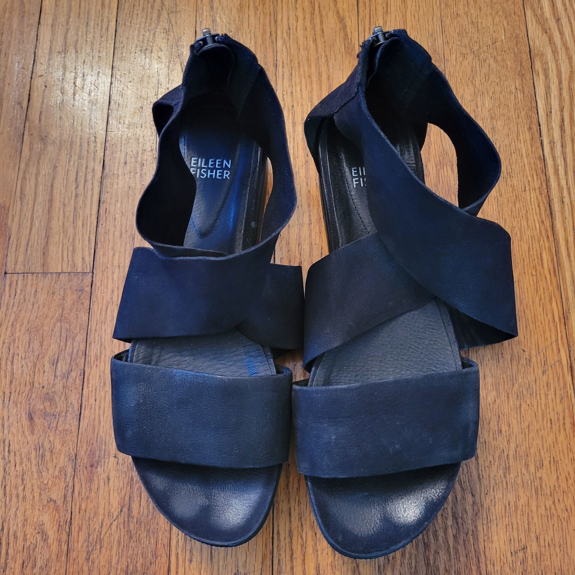 Eileen Fisher Eileen Fisher Black 8 Comfort Open Toe Sport Tumbled Leather Size US 8 / IT 38 - 2 Thumbnail
