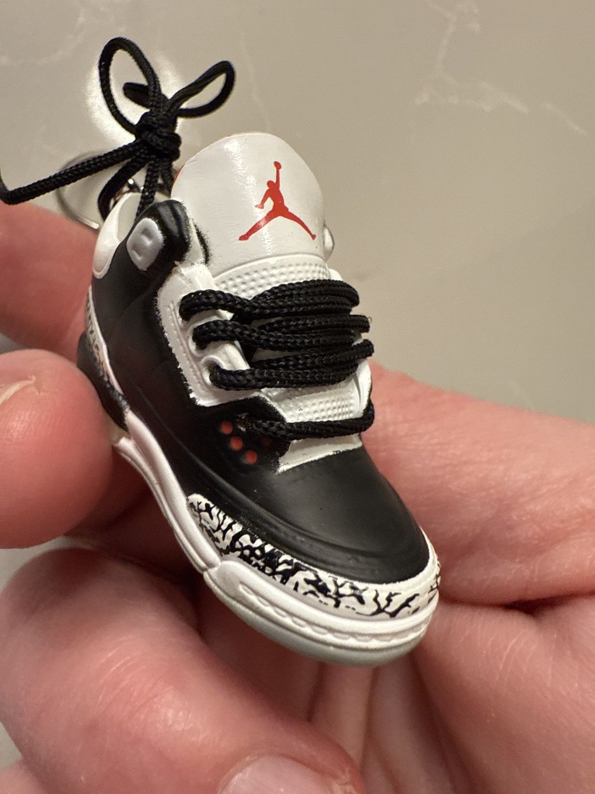Nike 3D Mini Sneaker Shoe Nike Air Jordan 3 Black Cement keychain Size ONE SIZE - 4 Thumbnail