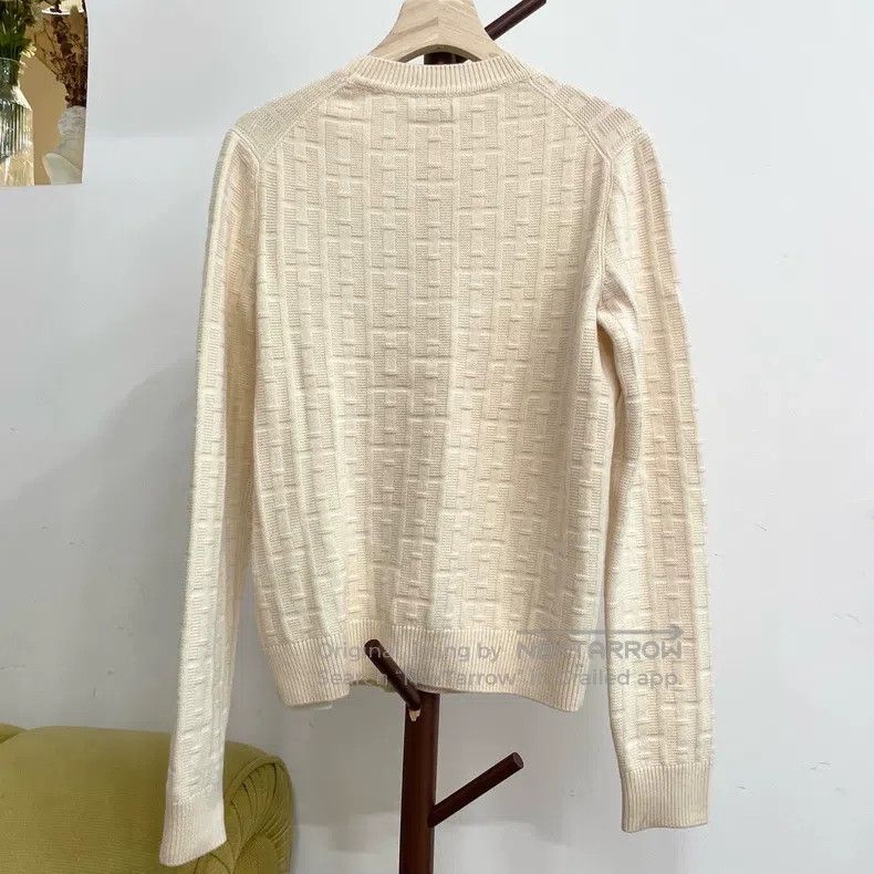 Hermes Hermes Beige 100% cashmere crewneck sweater Size XS / US 0-2 / IT 36-38 - 2 Thumbnail