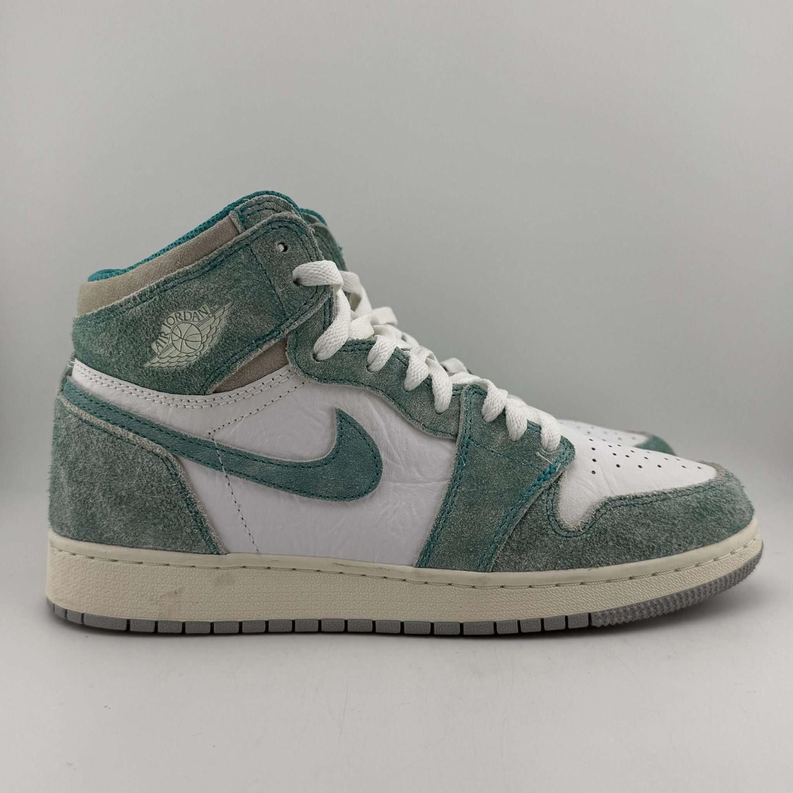 Jordan Brand Jordan 1 Turbo Green 7Y Used No Box 575441-311 Size US 7 / EU 40 - 3 Thumbnail