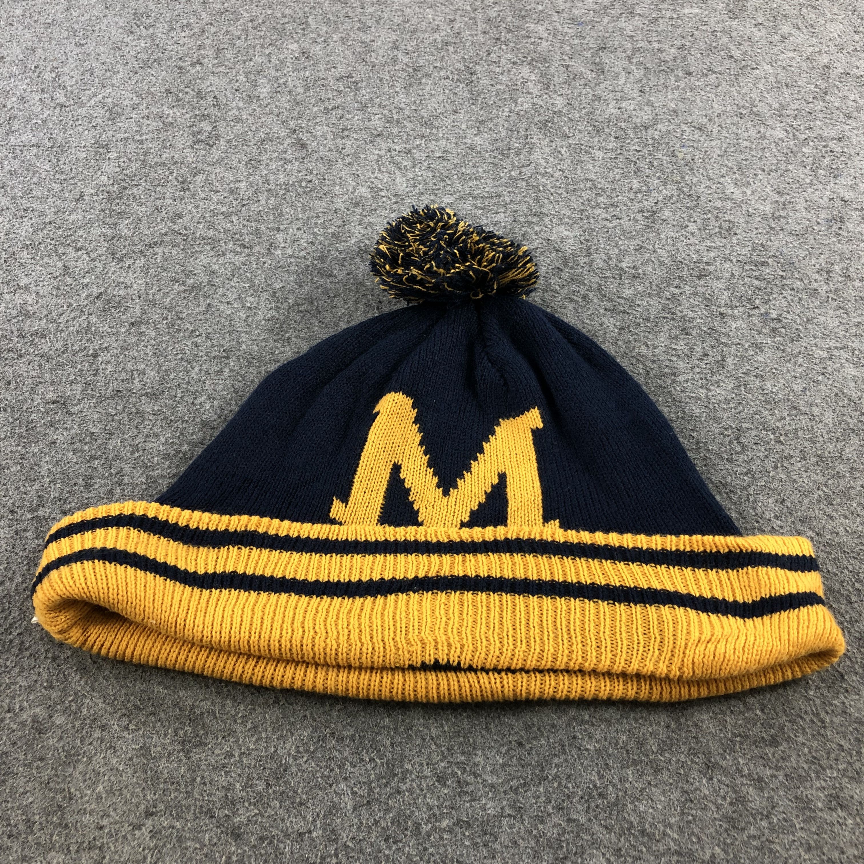 Vintage Infielder Design Bobble Slouchy Beanie Snowcap Snow Hat B148 Size ONE SIZE - 2 Thumbnail