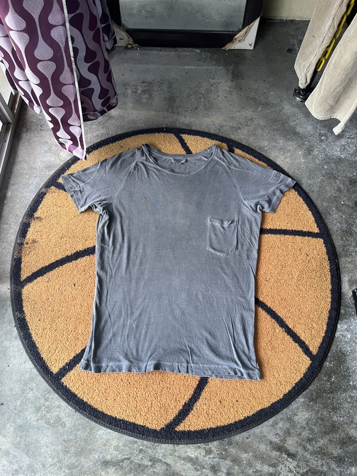 Diesel 🔥Vintage Diesel Single Pocket Tee Size US M / EU 48-50 / 2 - 1 Thumbnail