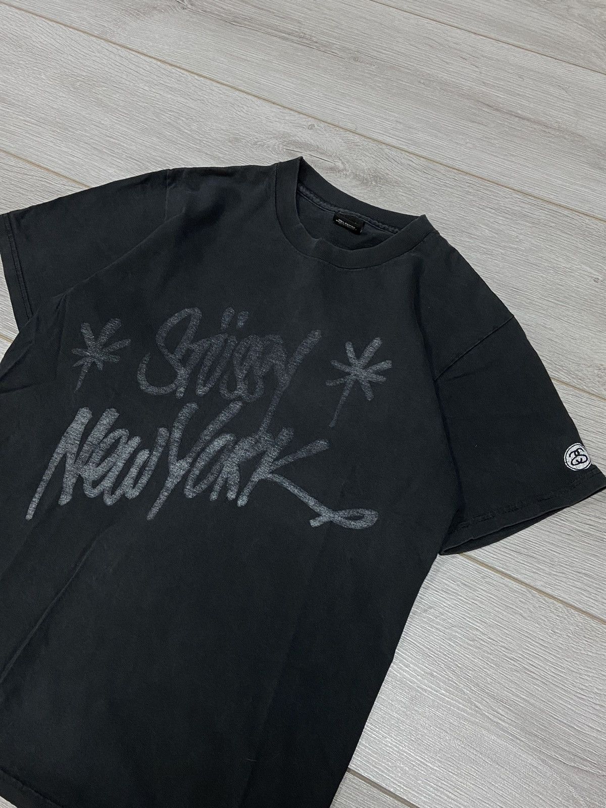 Stussy Stussy New York vintage 90s painted big logo t-shirt Size US S / EU 44-46 / 1 - 2 Thumbnail