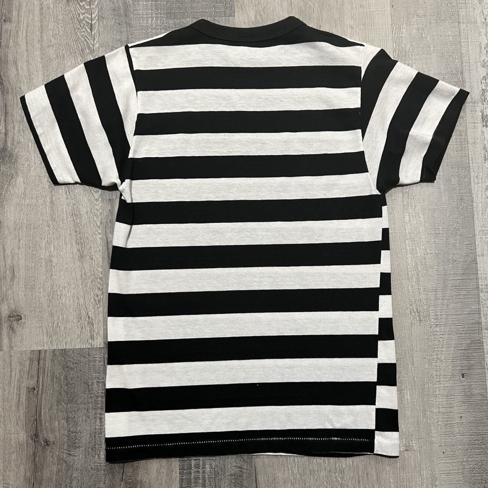 Vintage VTG Alcatraz Health Club 60s 70s Prisoner Stripe T Shirt L Size US L / EU 52-54 / 3 - 3 Thumbnail