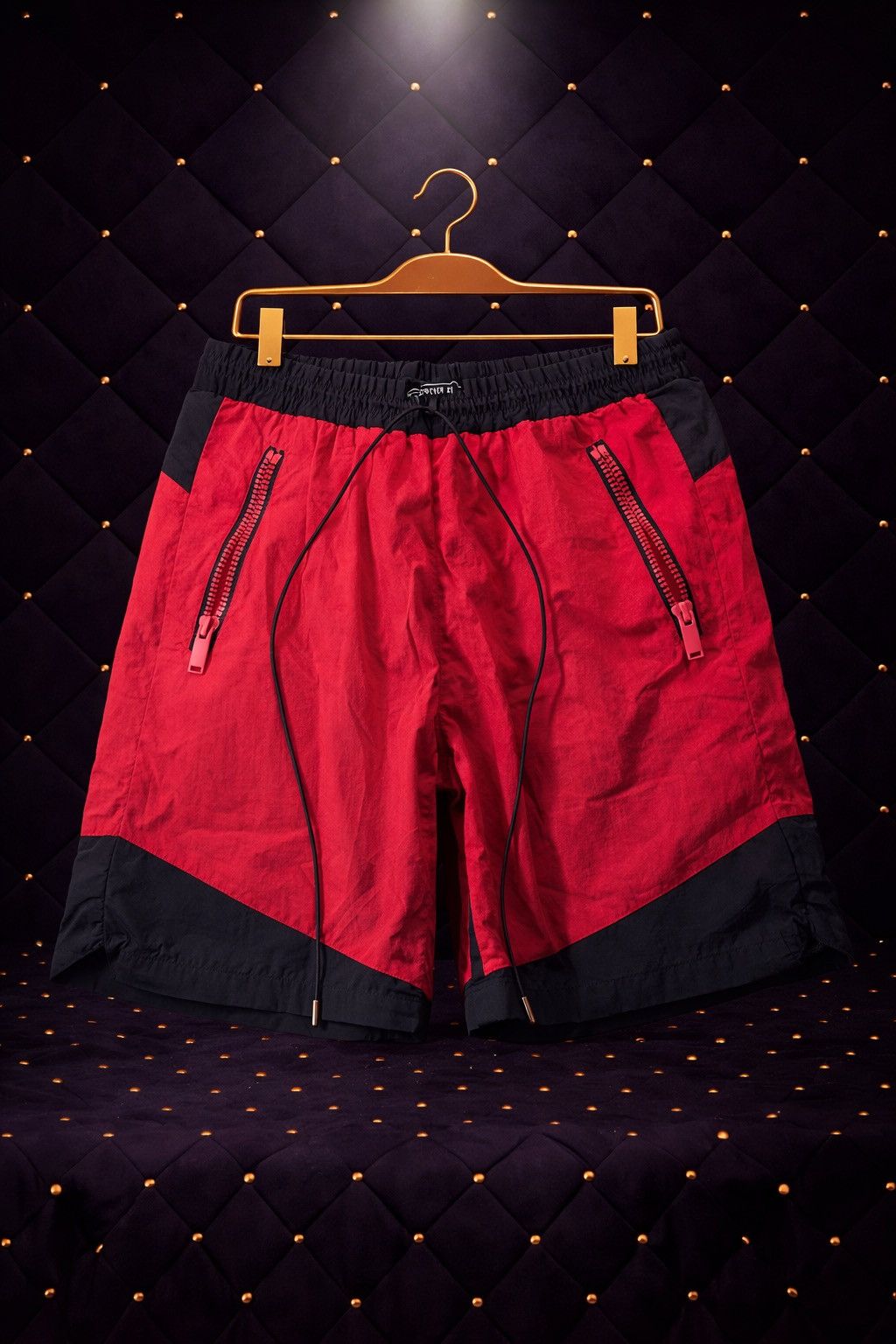 Other RED BLACK COLORBLOCK ATHLETIC SHORTS Size US 32 / EU 48 - 1 Preview