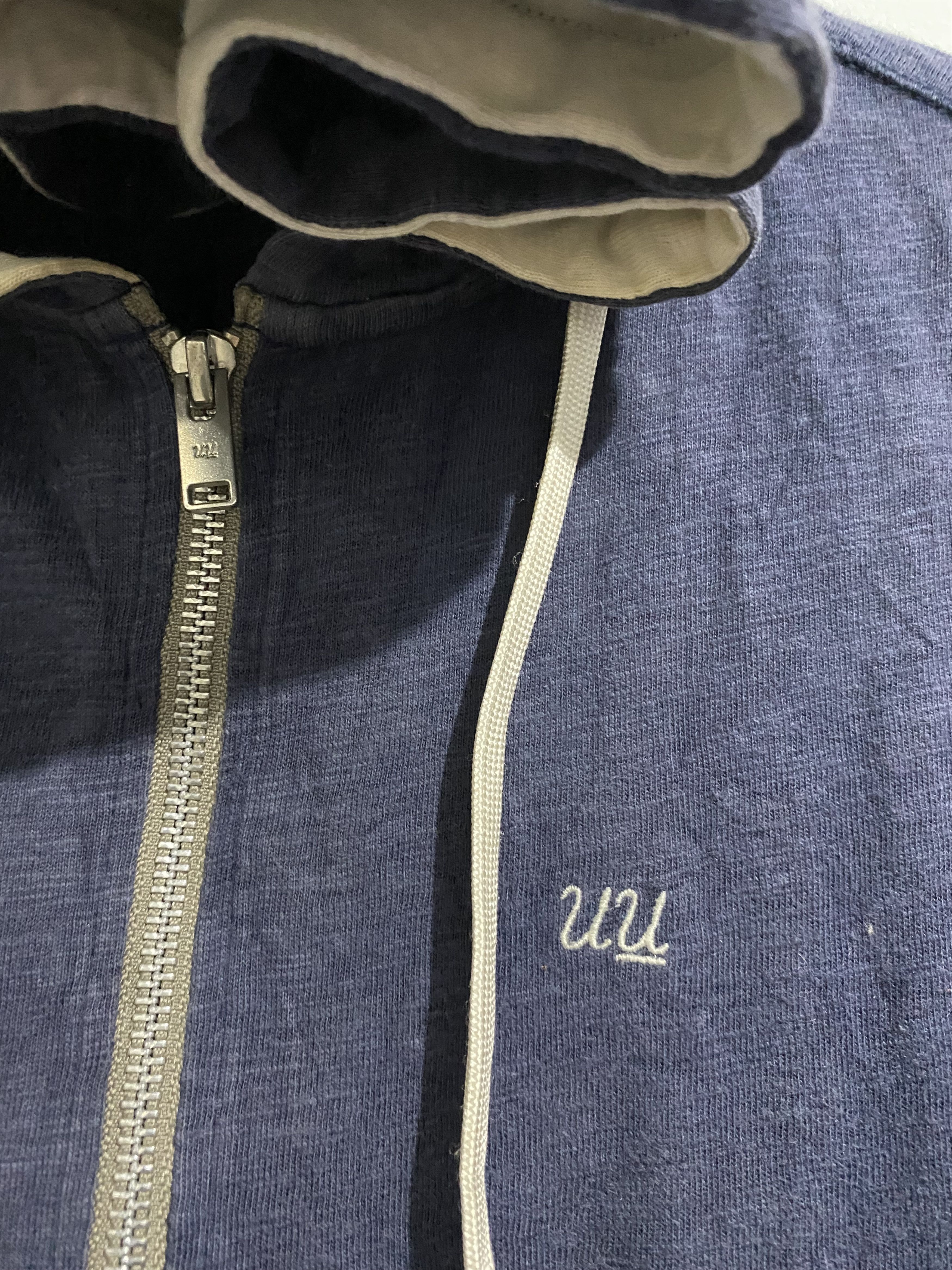 Jun Takahashi × Undercover × Uniqlo undercover x uniqlo uu distressed hoodie Size US S / EU 44-46 / 1 - 9 Thumbnail
