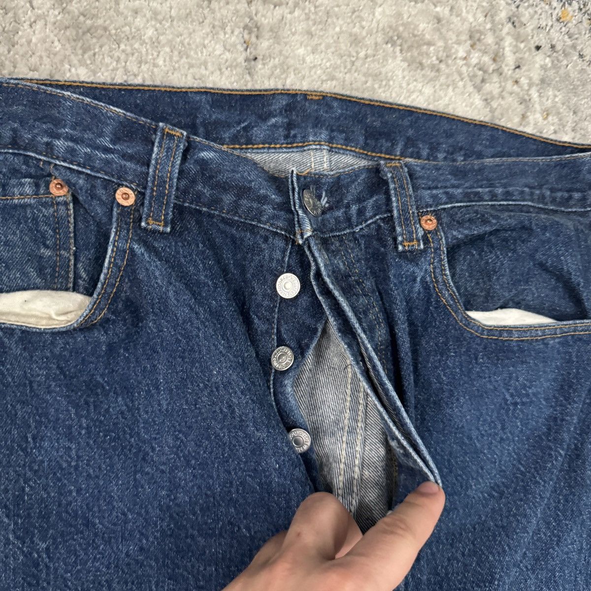 Japanese Brand × Levi's × Vintage Vintage 80s Levi’s 501 button fly made in USA dark wash Size US 36 / EU 52 - 5 Thumbnail