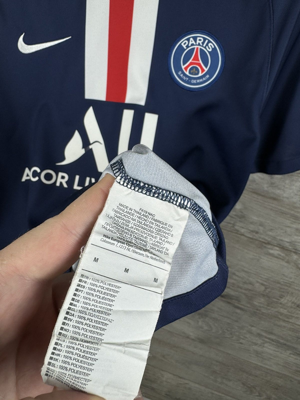 Nike NIKE PSG PARIS SOCCER JERSEY Y2K DRILL STYLE SIZE M Size US M / EU 48-50 / 2 - 6 Thumbnail