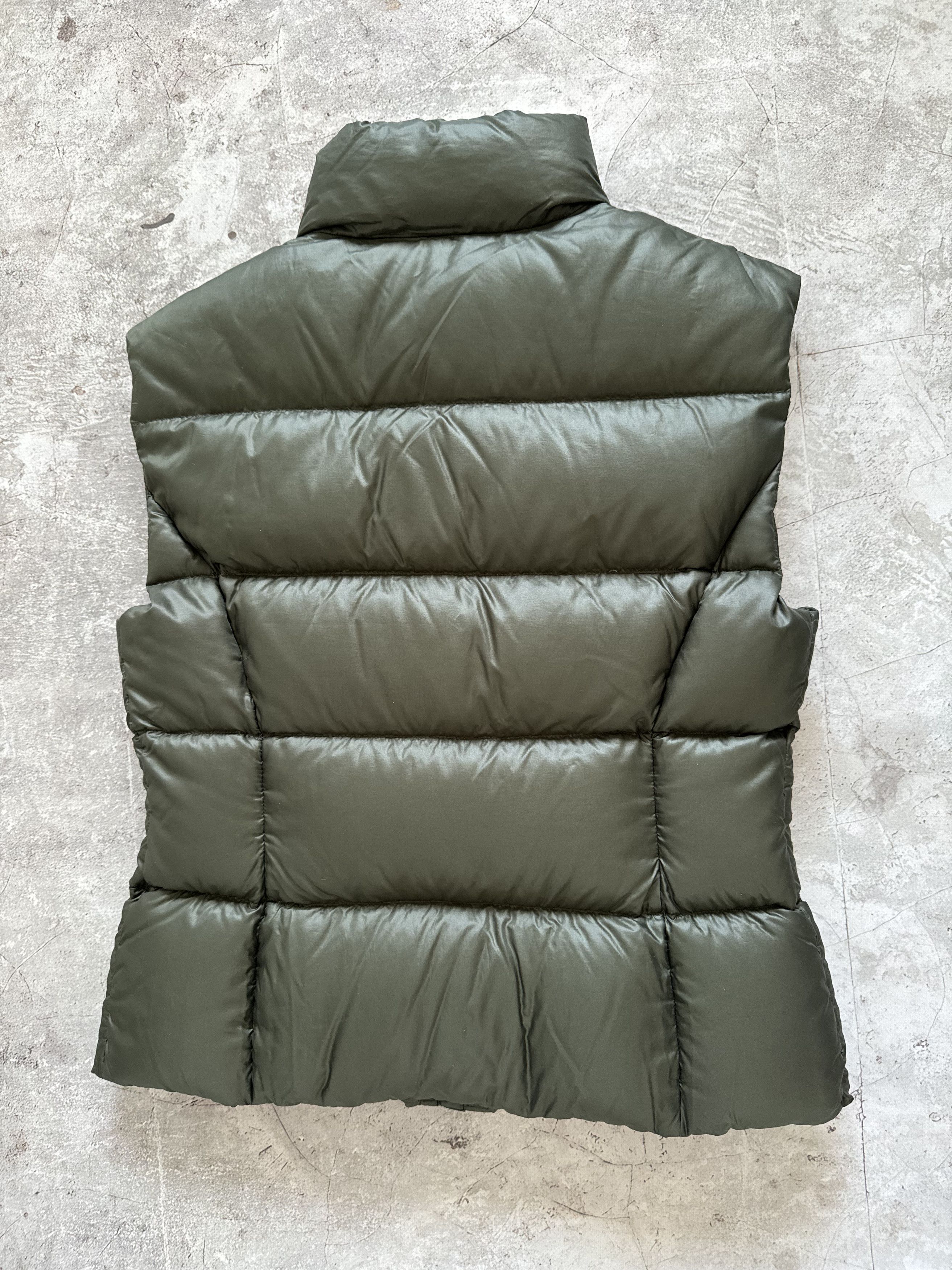 Prada Prada Nylon Vest with triangle logo Size S / US 4 / IT 40 - 2 Thumbnail