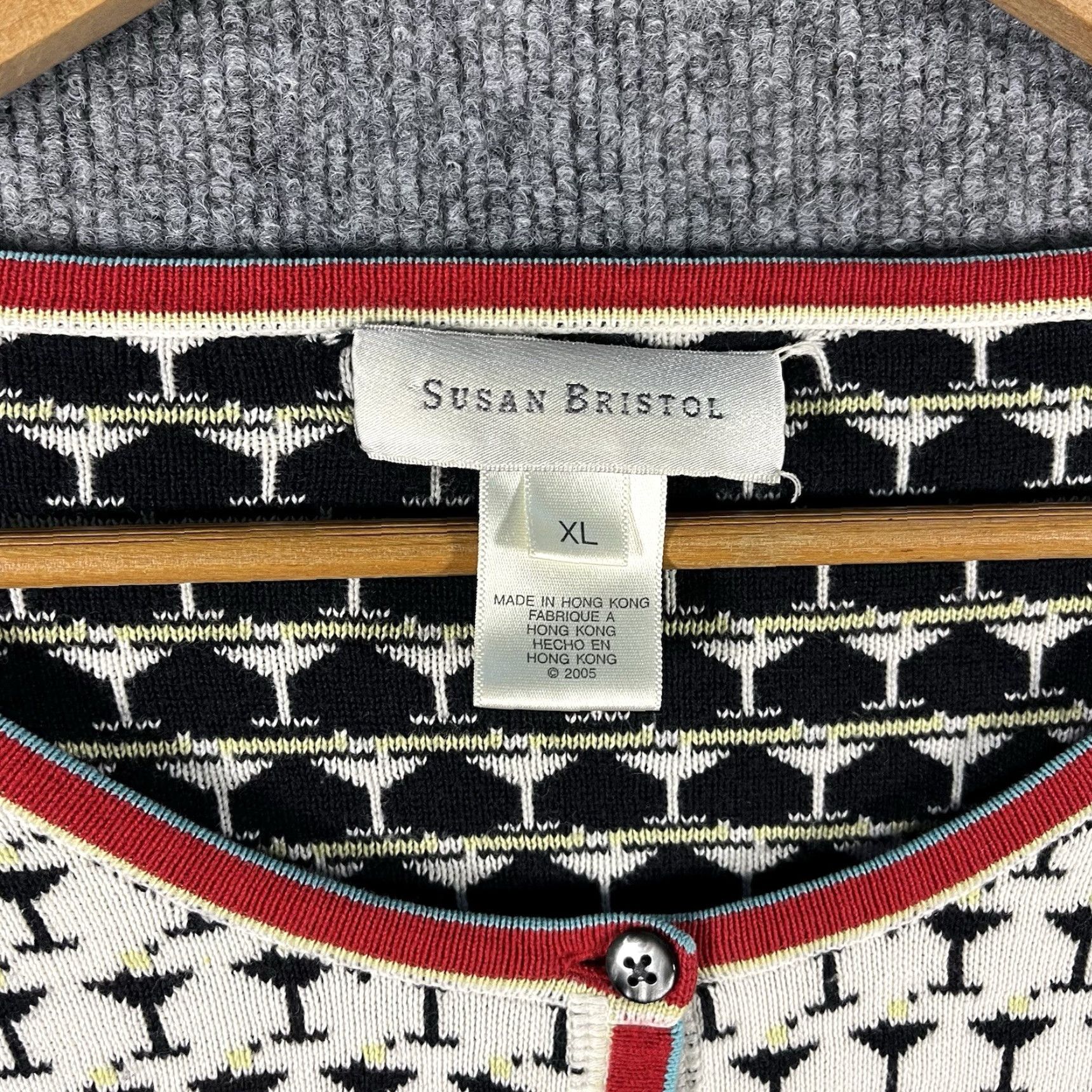 Vintage VINTAGE Susan Bristol Cardigan Sweater Long Sleeve White XL Womens Knit Round Neck Casual Regular Womens MPN 2005 Size XL / US 12-14 / IT 48-50 - 3 Thumbnail
