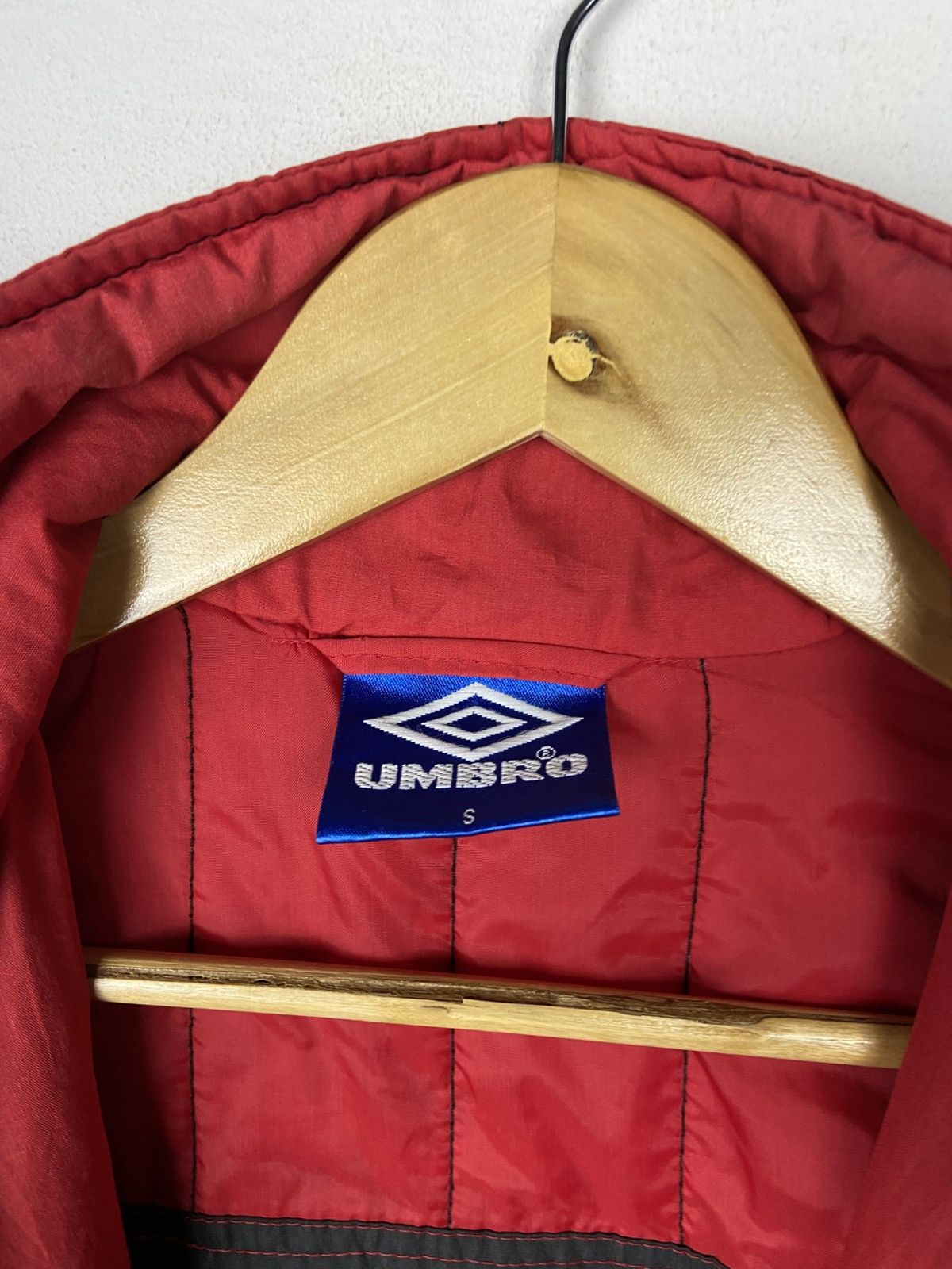 Vintage VINTAGE UMBRO BIG LOGO JACKET Size US XL / EU 56 / 4 - 8 Thumbnail