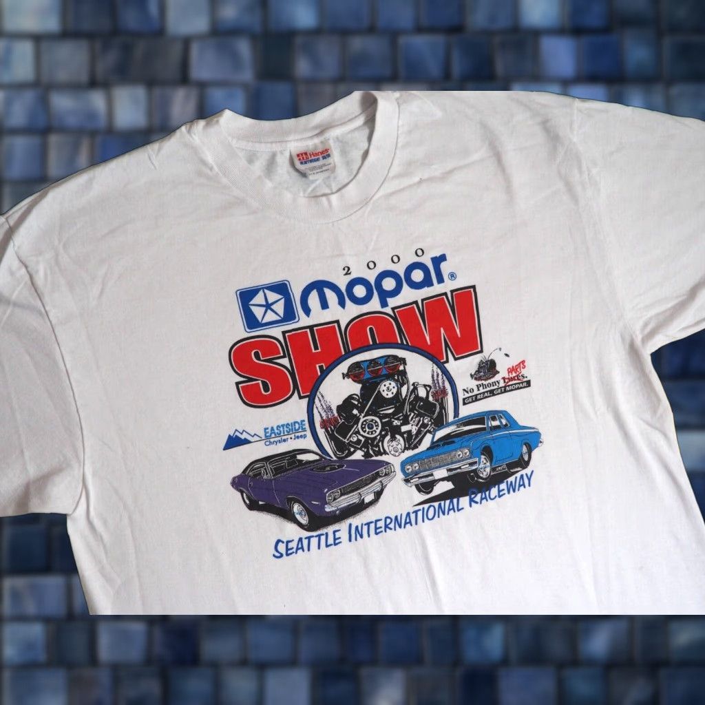 Hanes VTG Hanes 2000s Mopar Hot Rod Muscle Car Seattle White Tee T-Shirt XL Mens Cotton Graphic Tee Hanes White Short Sleeve Vintage 2000s Decade 2000s Size US XL / EU 56 / 4 - 1 Thumbnail