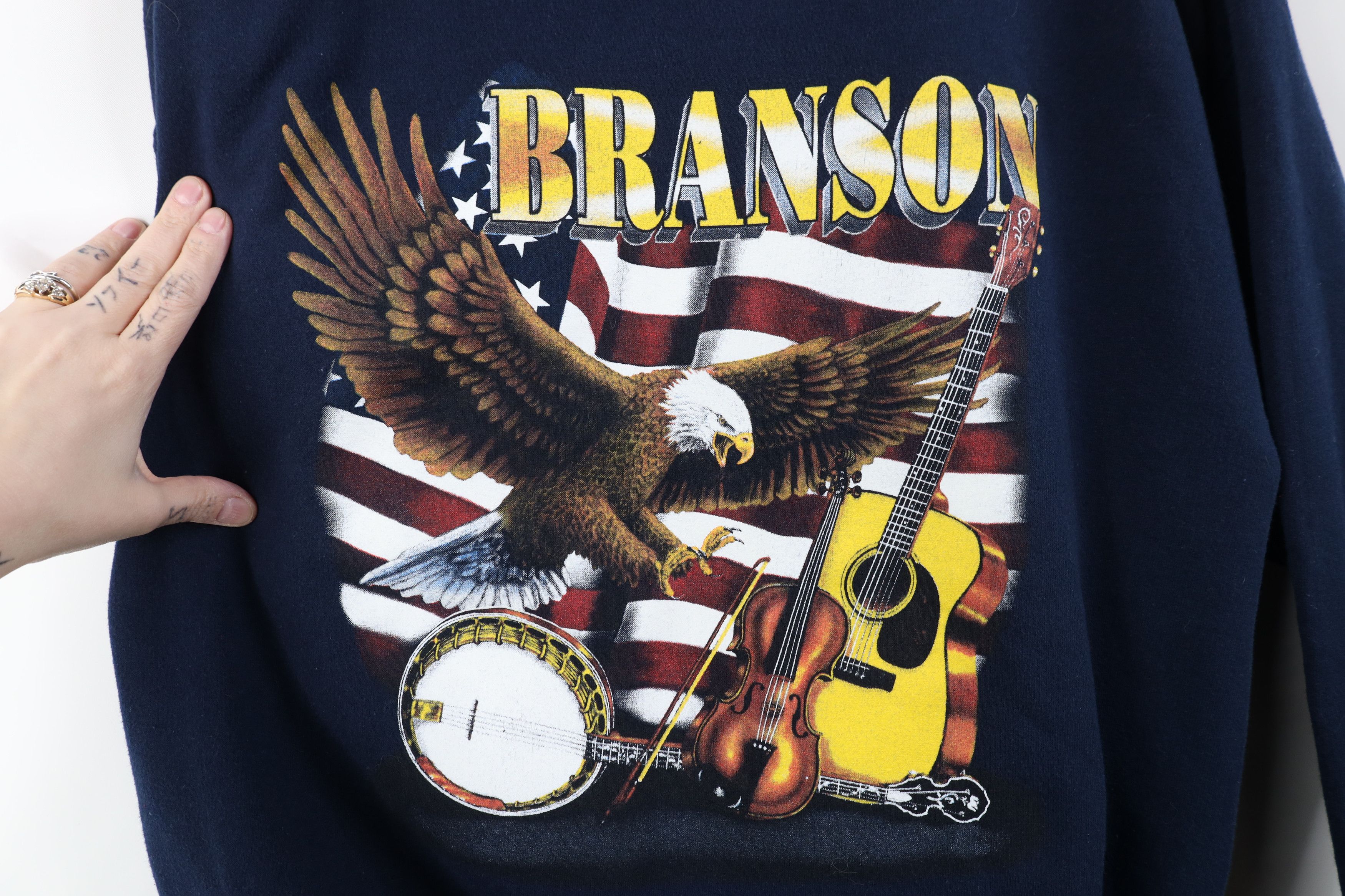Vintage Vintage 90s Streetwear Missouri Eagle Country Sweatshirt Size US XL / EU 56 / 4 - 4 Thumbnail