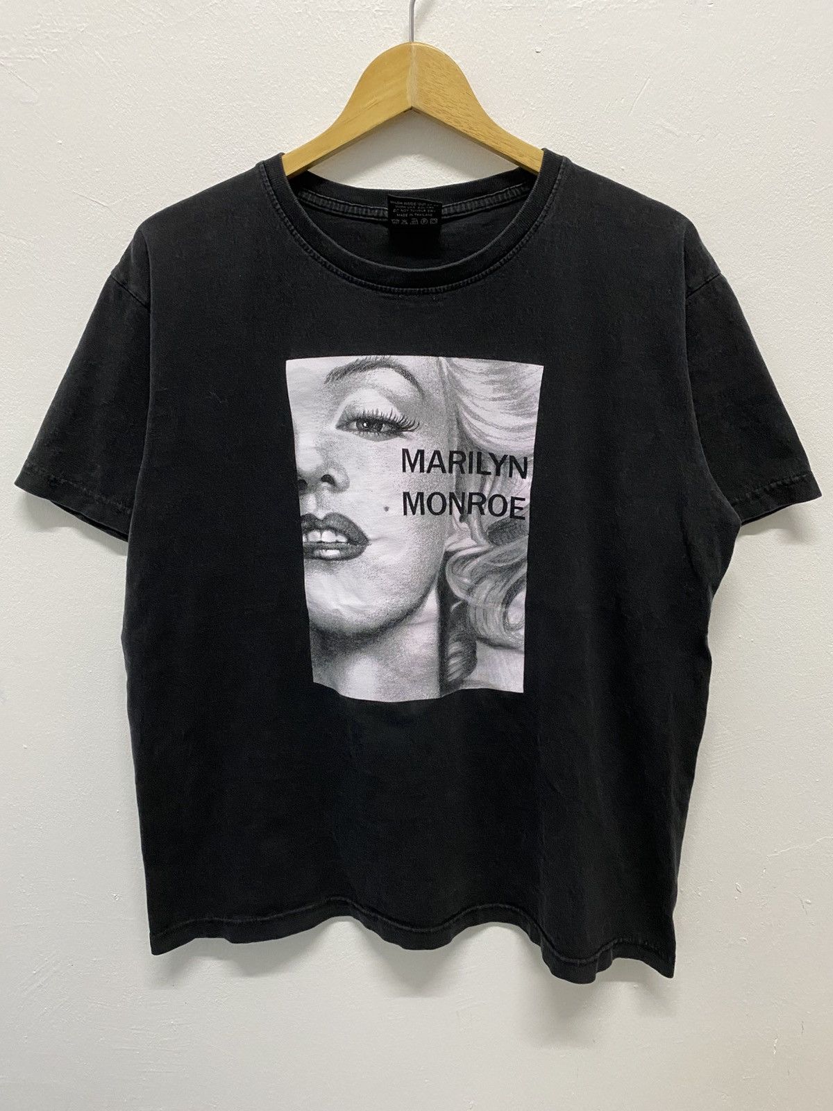 Vintage Marylyn Monroe faded vintage tee Size US L / EU 52-54 / 3 - 2 Thumbnail