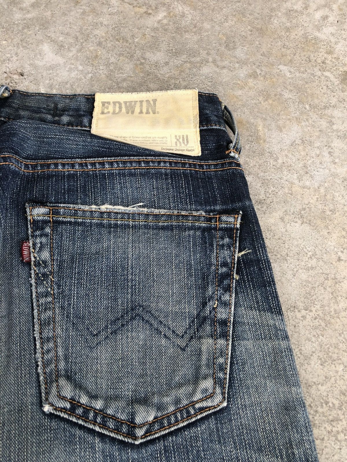 Le Grande Bleu (L.G.B.) Edwin XV Flared Jeans Bootcut Distressed Jeans Size US 31 - 17 Thumbnail