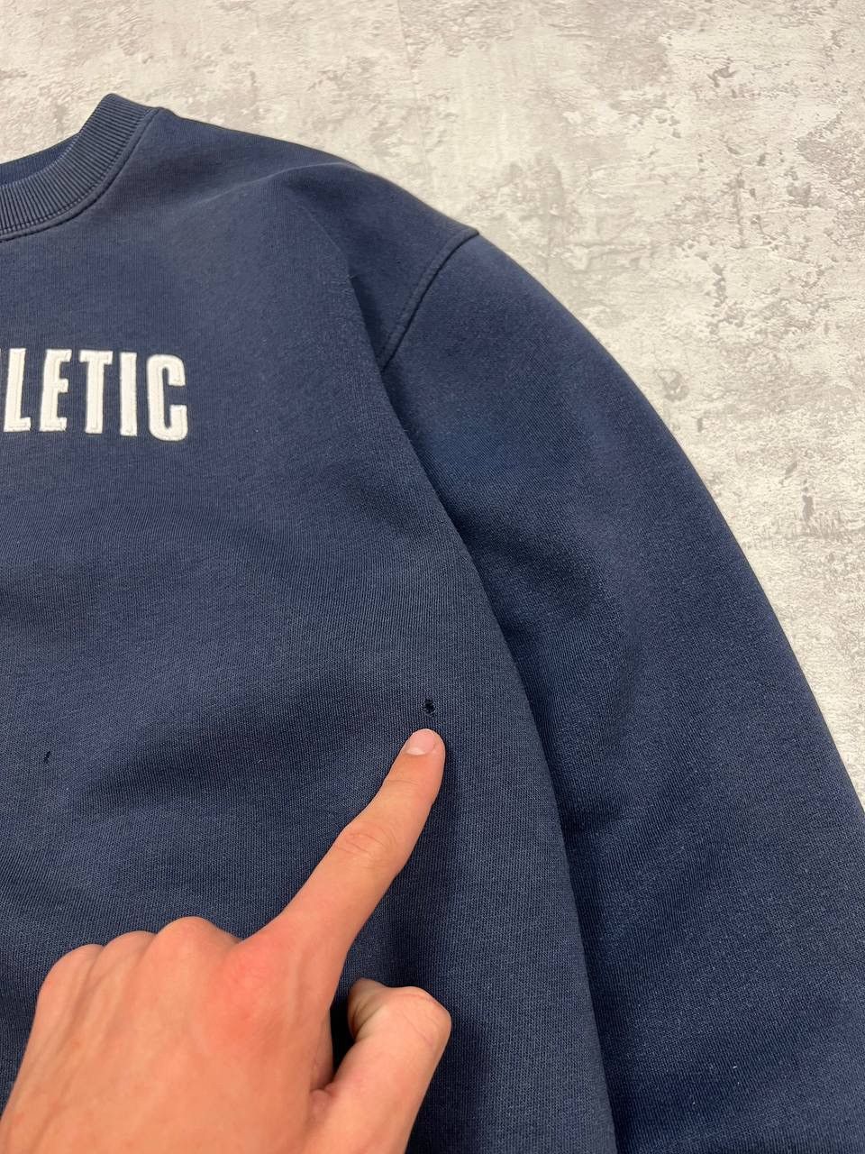 Nike Vintage Nike Athletic Sweatshirt Embroidered Logo Size US S / EU 44-46 / 1 - 12 Thumbnail