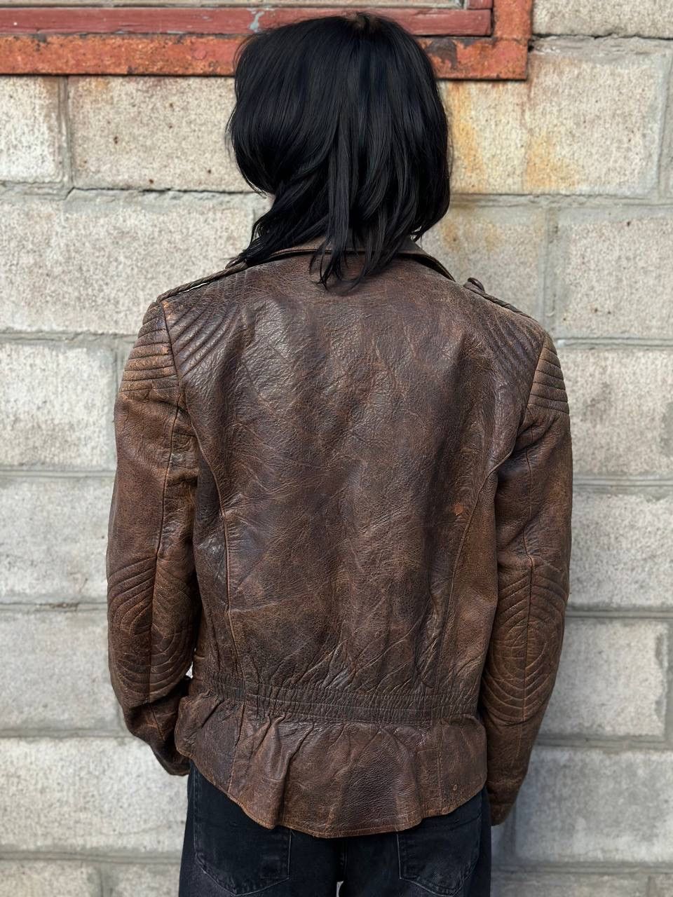 Leather VTG Mans Leather Jacket 80-70s Dark Brown Size M Y2K Trashed Size US M / EU 48-50 / 2 - 4 Thumbnail