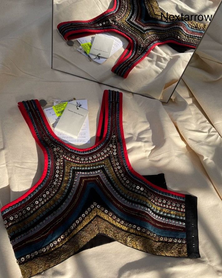 Dries Van Noten Dries van noten Ethnic style vest 2412-Nextarrow Size XS / US 0-2 / IT 36-38 - 1 Thumbnail