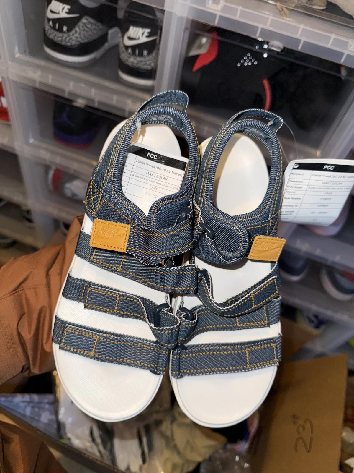 Nike Nike Women’s Icon Classic SE Armory Navy Sail Sandals Sample Size US 7 / IT 37 - 7 Thumbnail