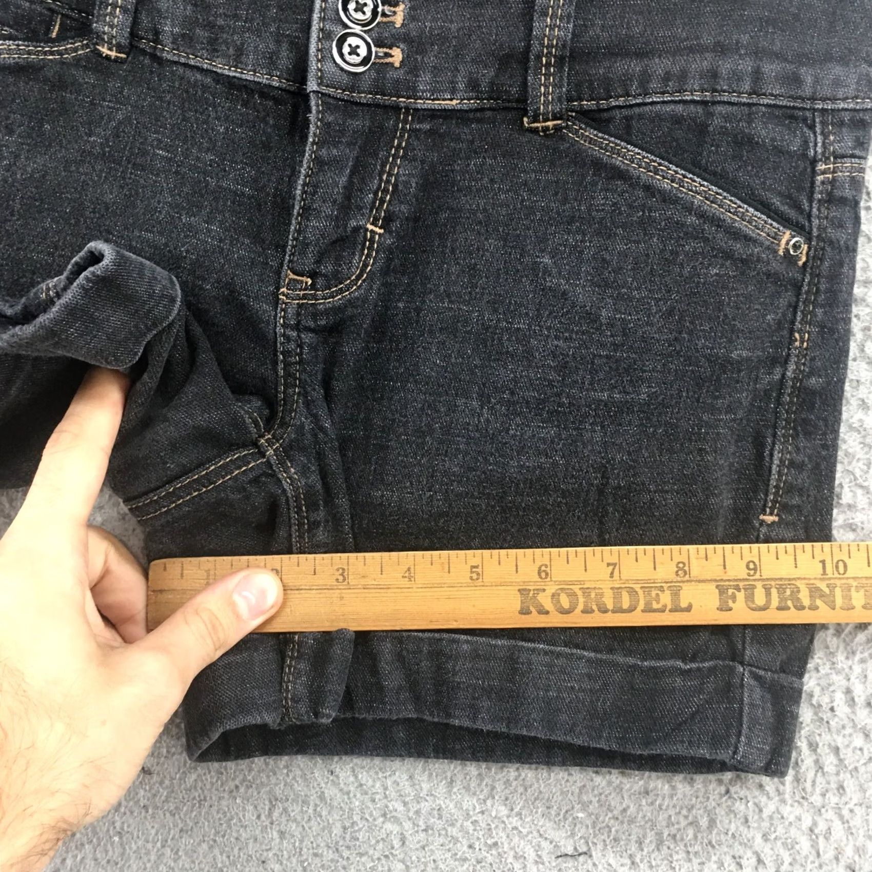 White House Black Market White House Black Market Short Pants Womens 0 Black Cotton Blend Zip Fly Button Casual Summer 0 Womens Black Cotton Blend Pockets Retro? Size 25" / US 0 / IT 36 - 7 Thumbnail