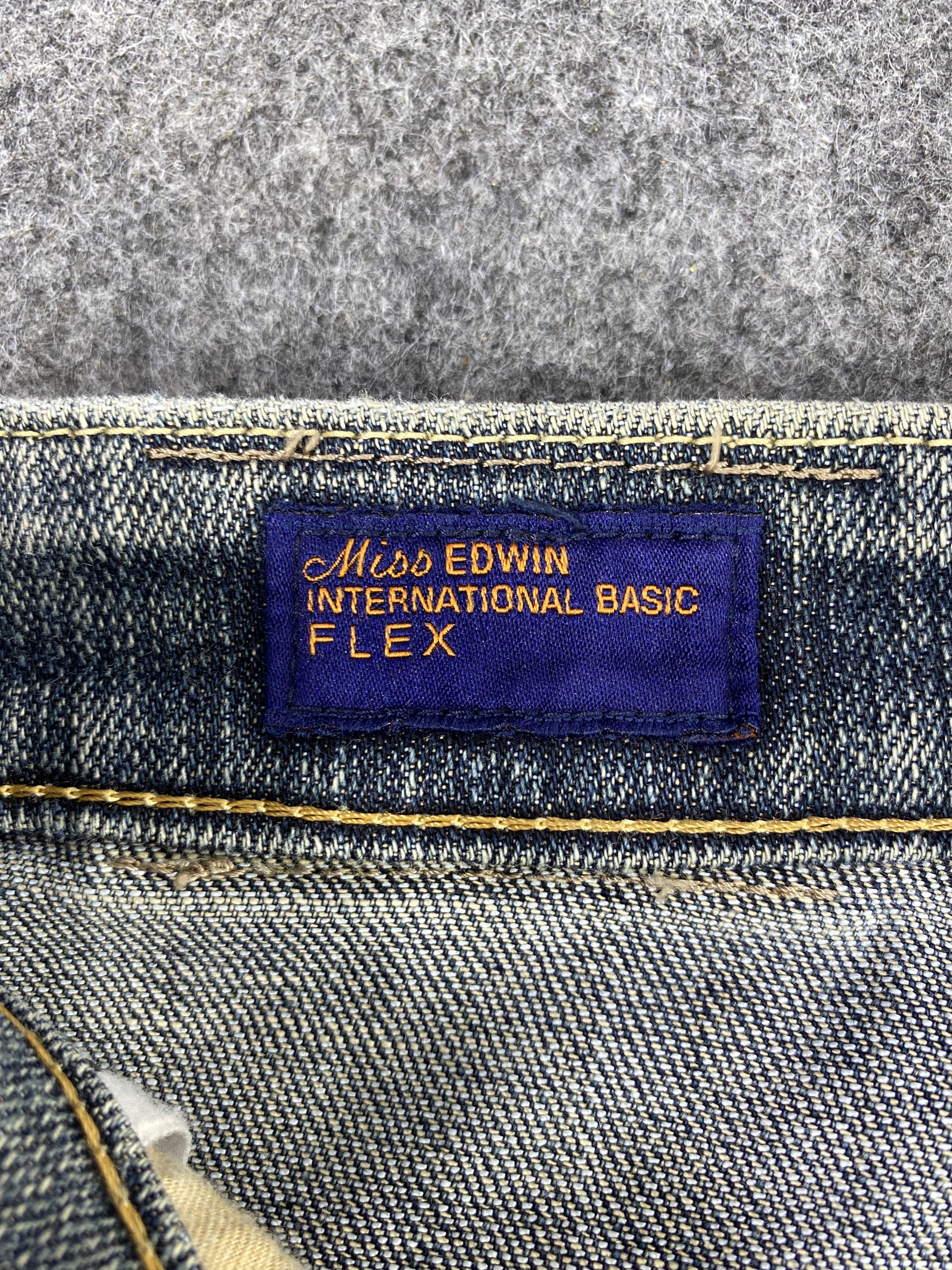 Edwin Vintage Edwin Distressed Wash Flare Jeans - J1076 Size 26" / US 2 / IT 38 - 11 Thumbnail