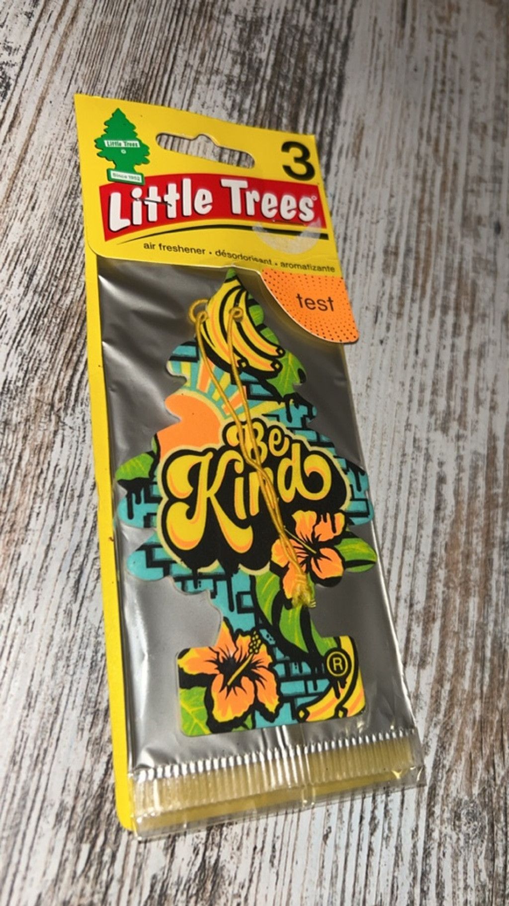 Other Unisex Little Trees Air Freshener One Size Yellow Green Size ONE SIZE - 1 Thumbnail
