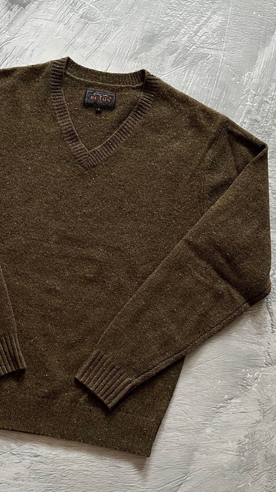 Beams Japan BEAMS Wool V-Neck Sweater — Olive Donegal Size US S / EU 44-46 / 1 - 1 Thumbnail
